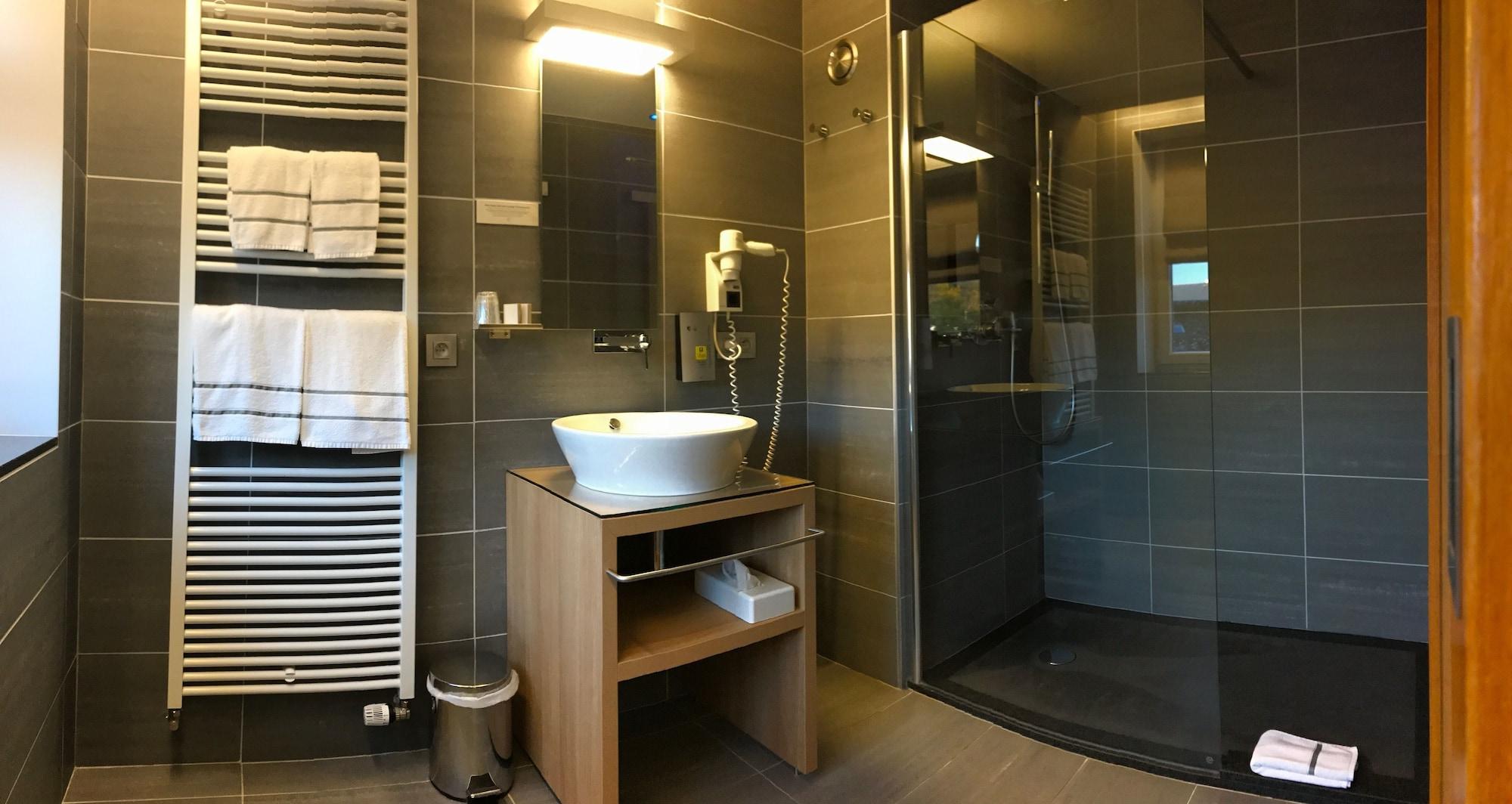 Equipamiento de Habitación Hôtel-Restaurant L’Auberge