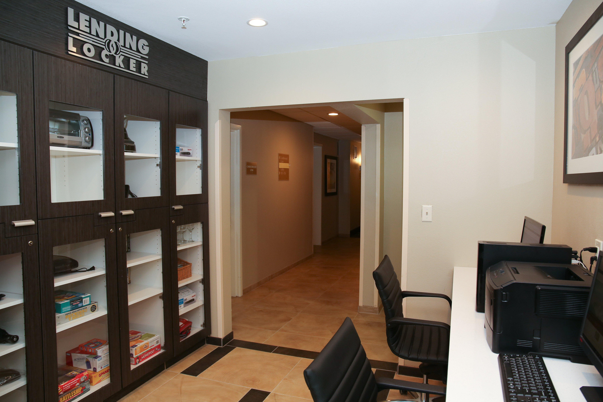 Vista Lobby Candlewood Suites Portland - Scarborough by IHG