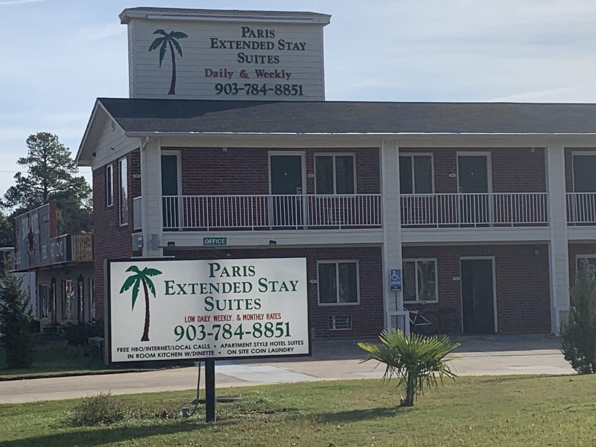 Vista Exterior Paris Extended Stay Suites