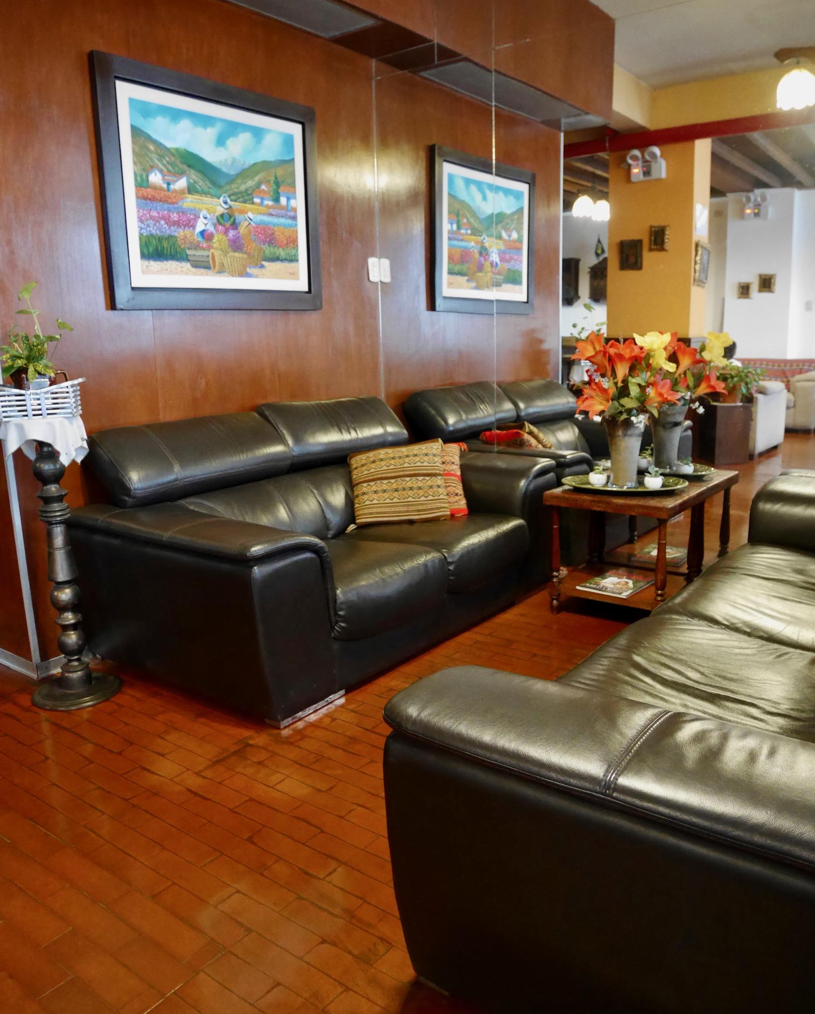 Varios Suite Service Apart Hotel