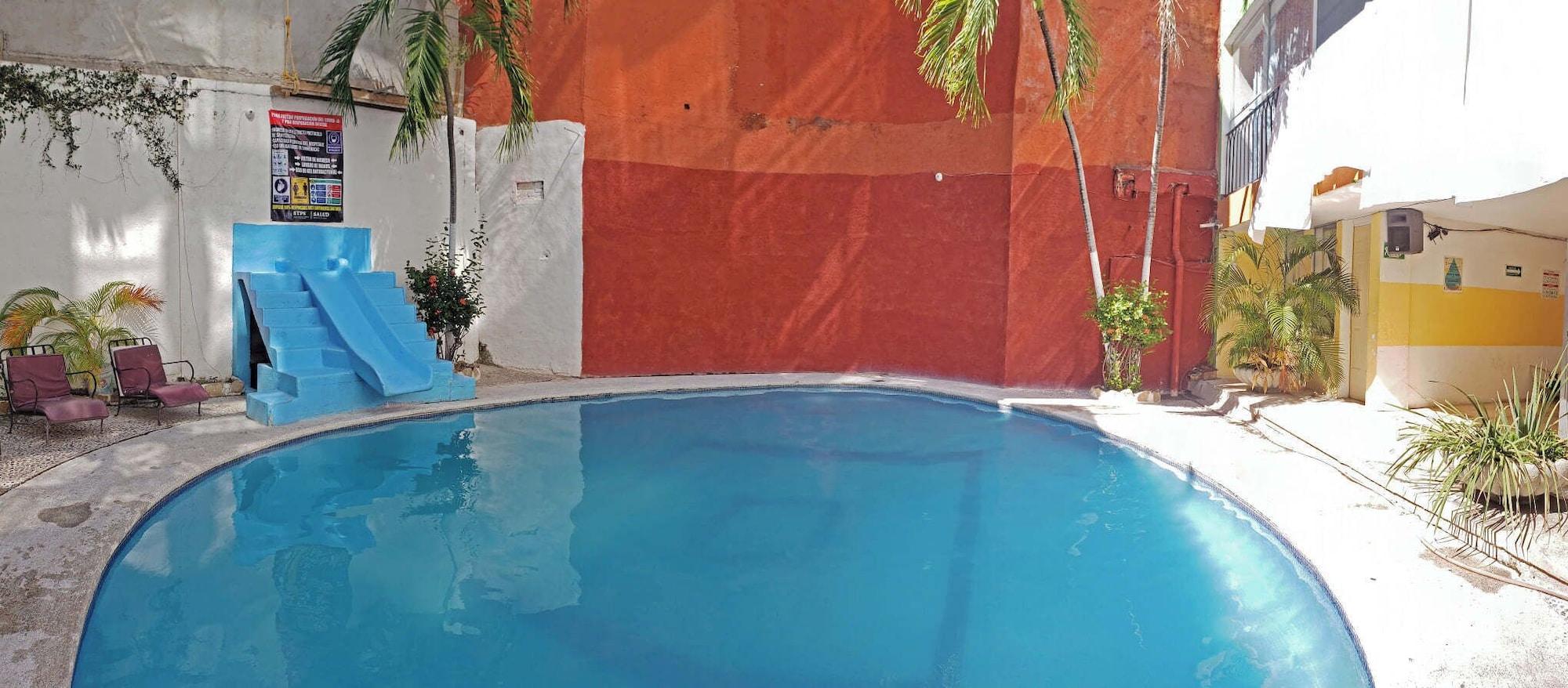 Equipamiento de Habitación Condesa Americana Acapulco