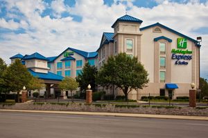 Alojamiento - Holiday Inn Express Suites Chicago-Midway Airport