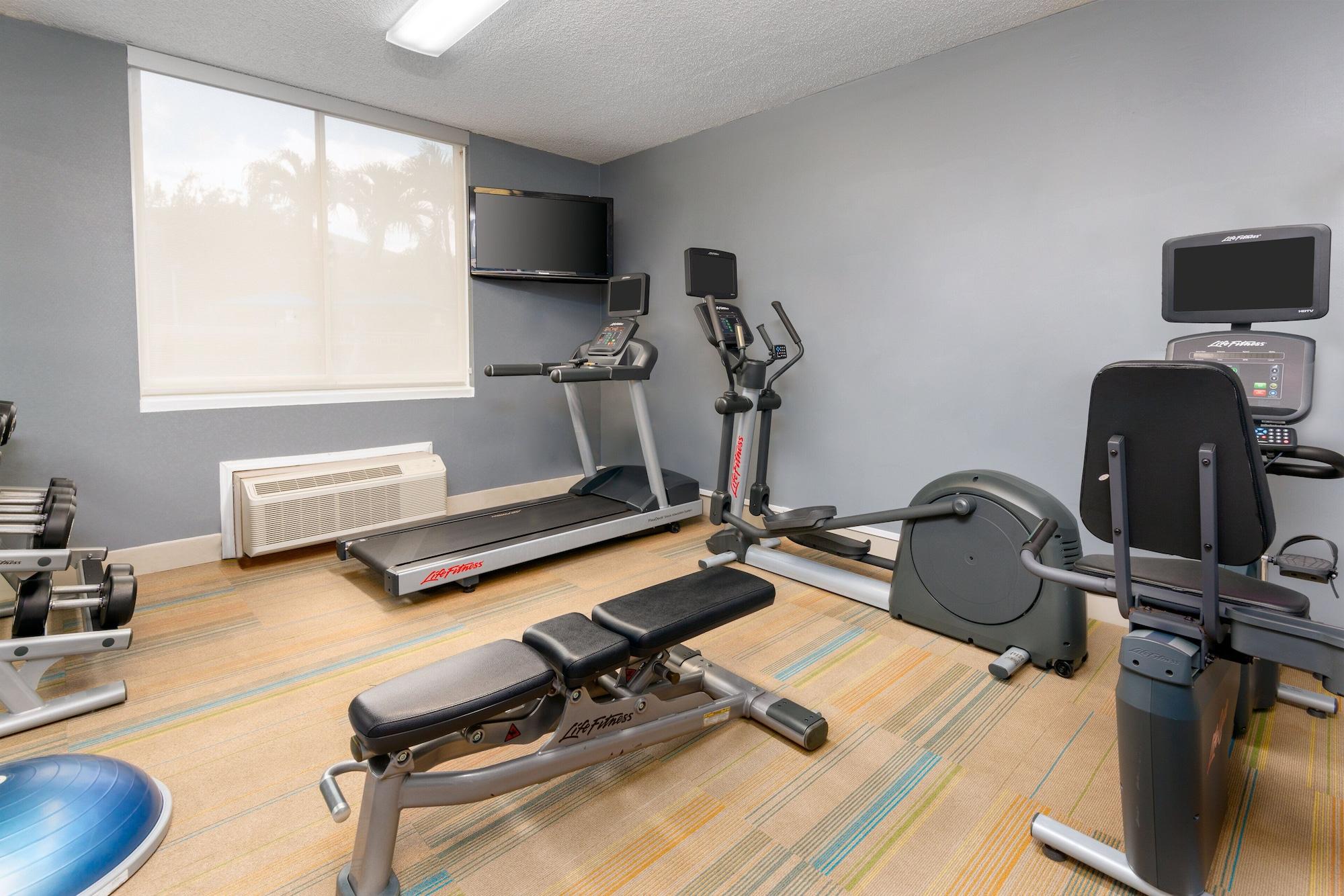 Gimnasio Holiday Inn Express Miami Airport Doral Area by IHG