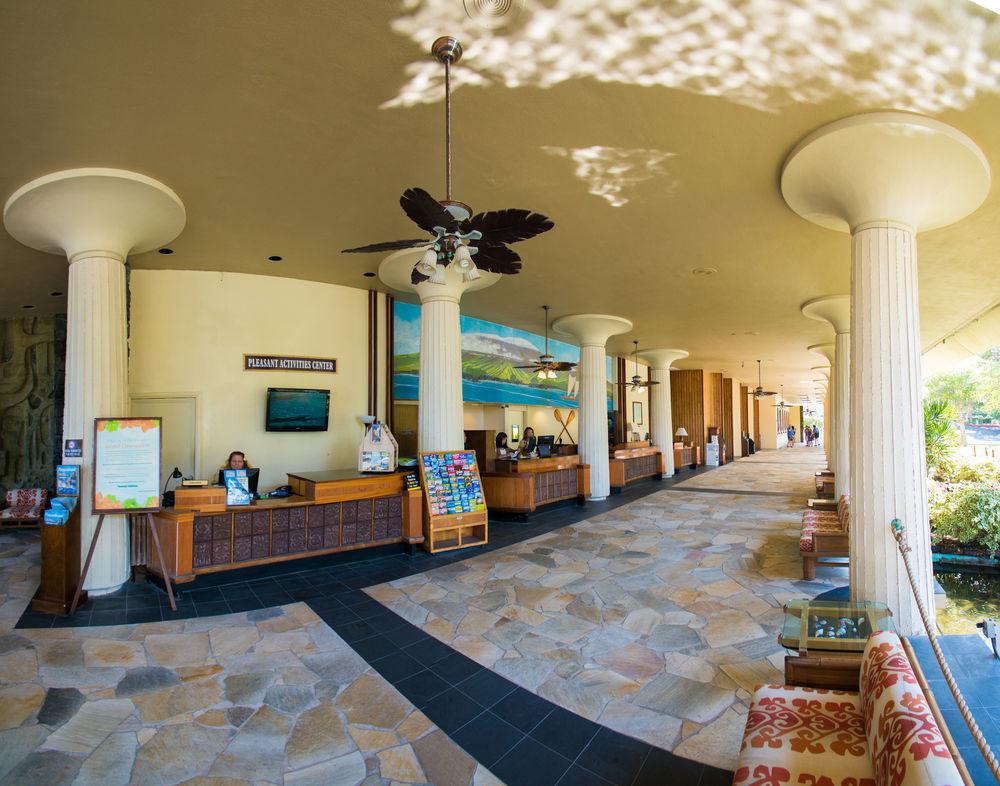 Vista Lobby Royal Kona Resort