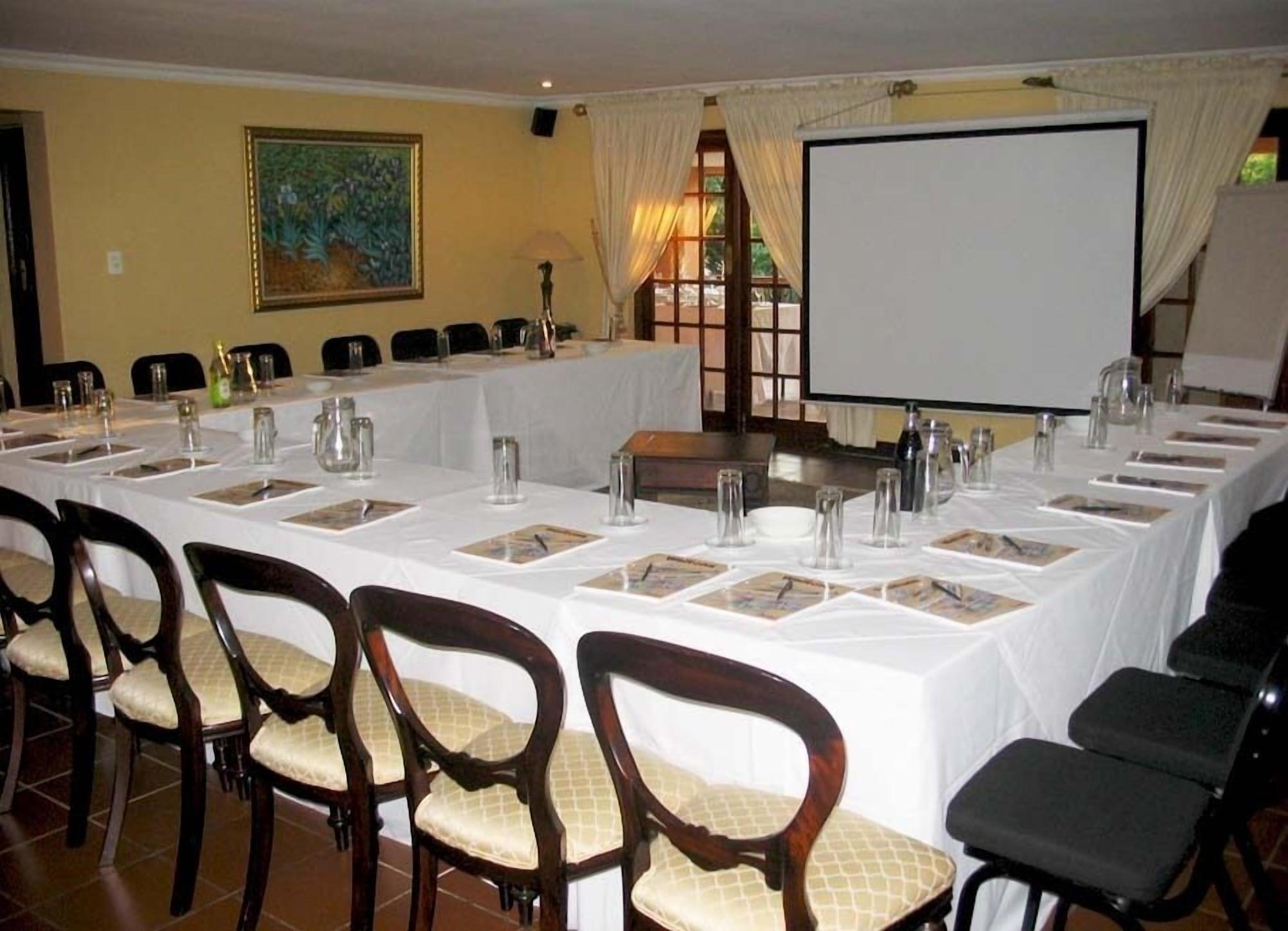 Sala de Reuniones Monchique Guest House