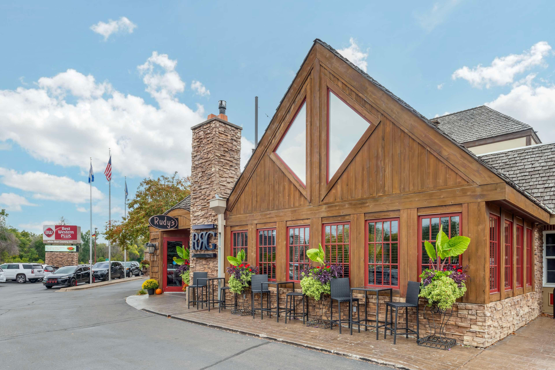 Vista Exterior Best Western Plus White Bear Country Inn