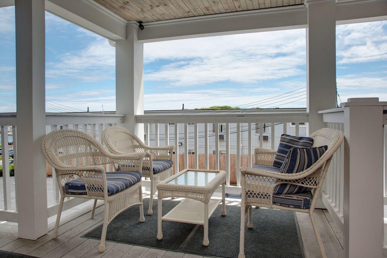 Vista Exterior Cape Cod Harbor House Inn