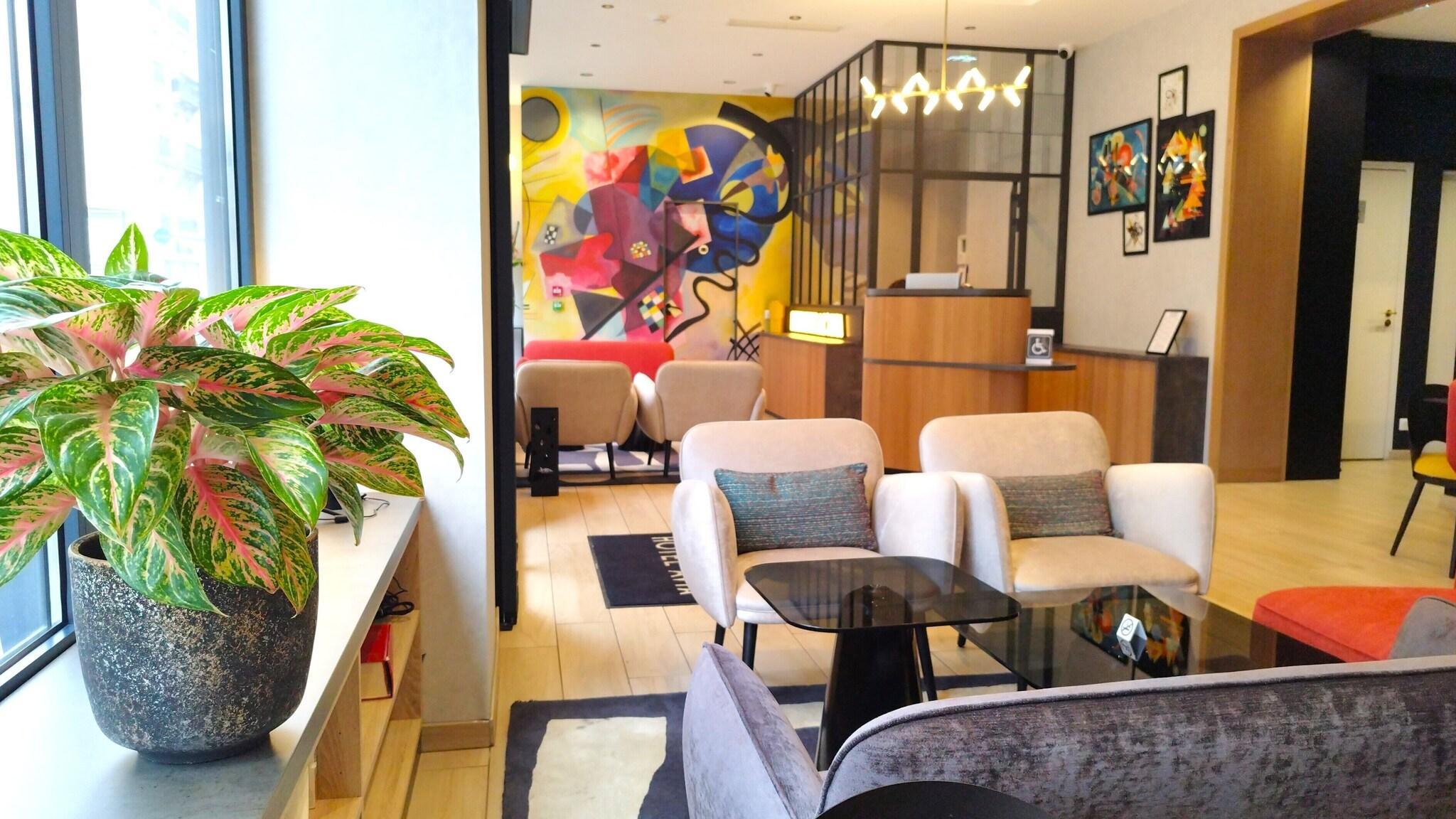 Vista Lobby Avia Saphir Montparnasse