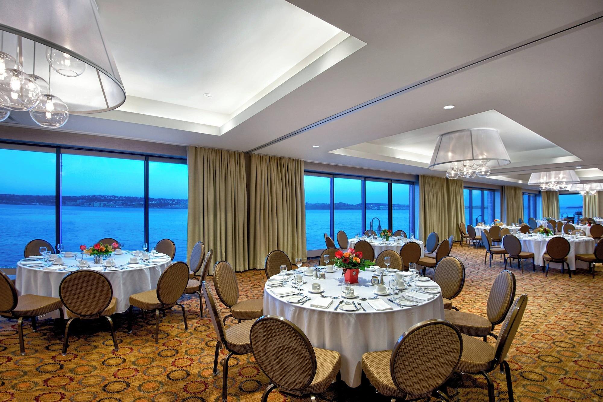 Vista Lobby Halifax Marriott Harbourfront Hotel
