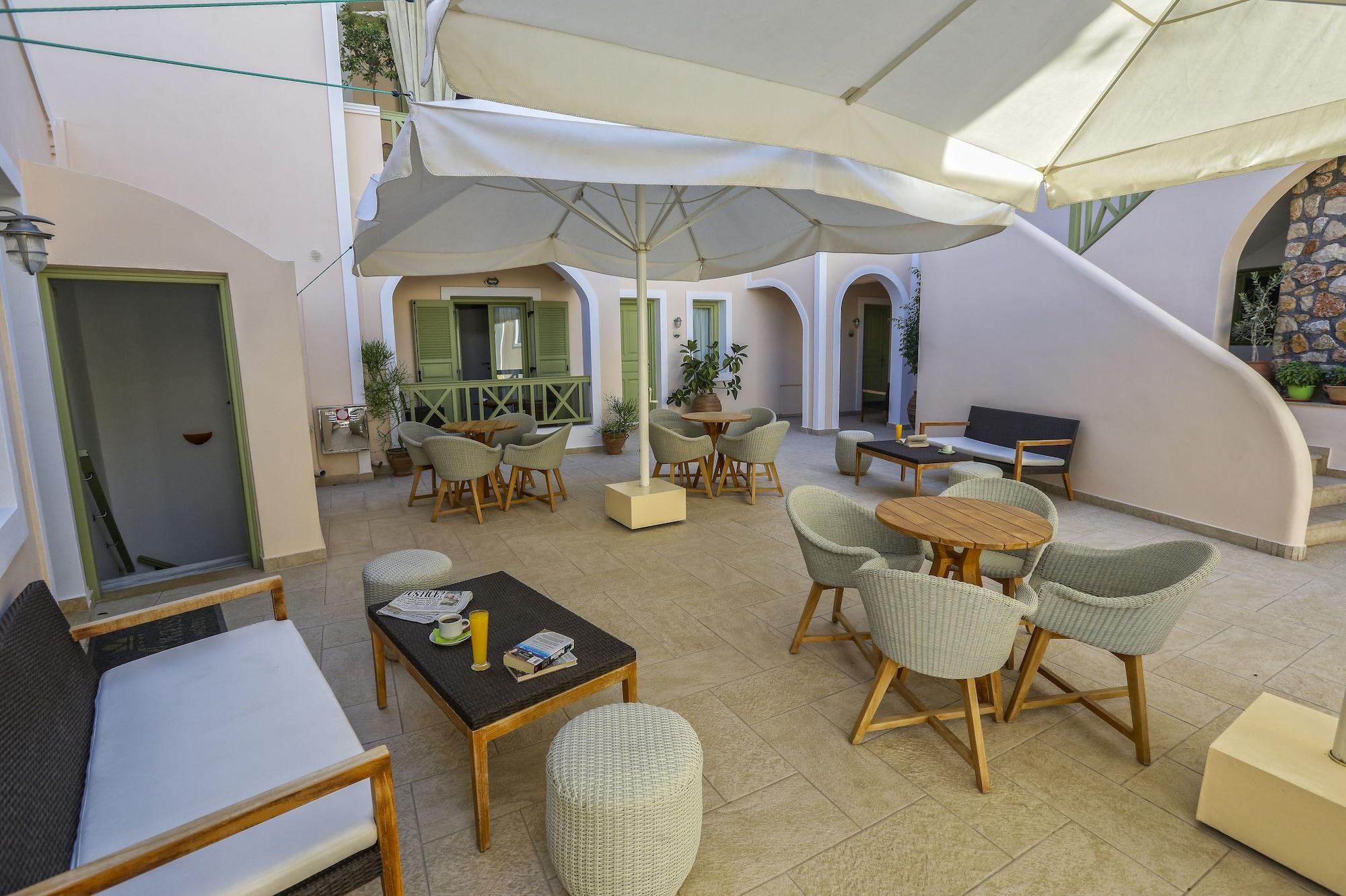 Vista Exterior Hotel Anassa