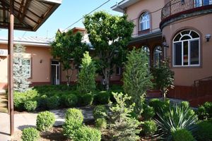 Alojamiento - Nurziyo Guest House