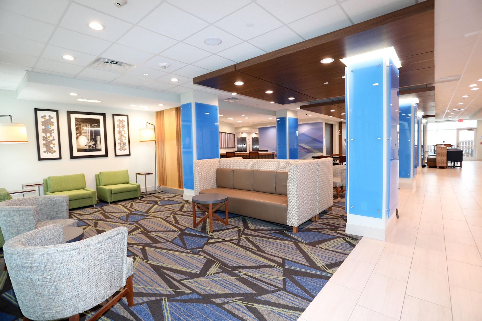 Vista Exterior Holiday Inn Express And Suites Forney by IHG