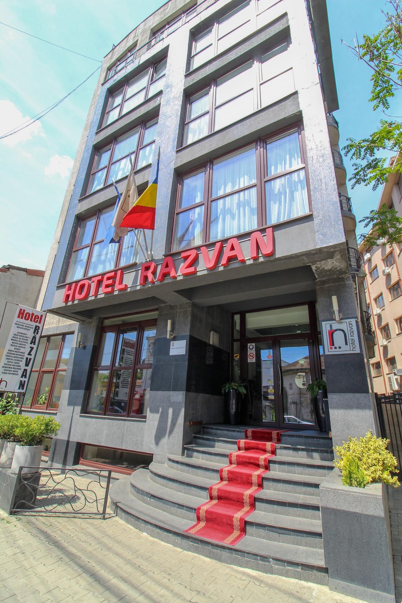 Vista Exterior Hotel Razvan
