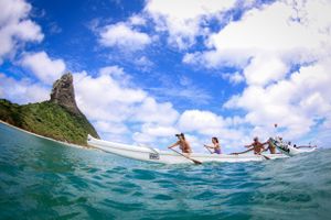 Actividad - Canoa hawaiana en Fernando de Noronha