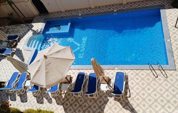 El Nakhil Hotel