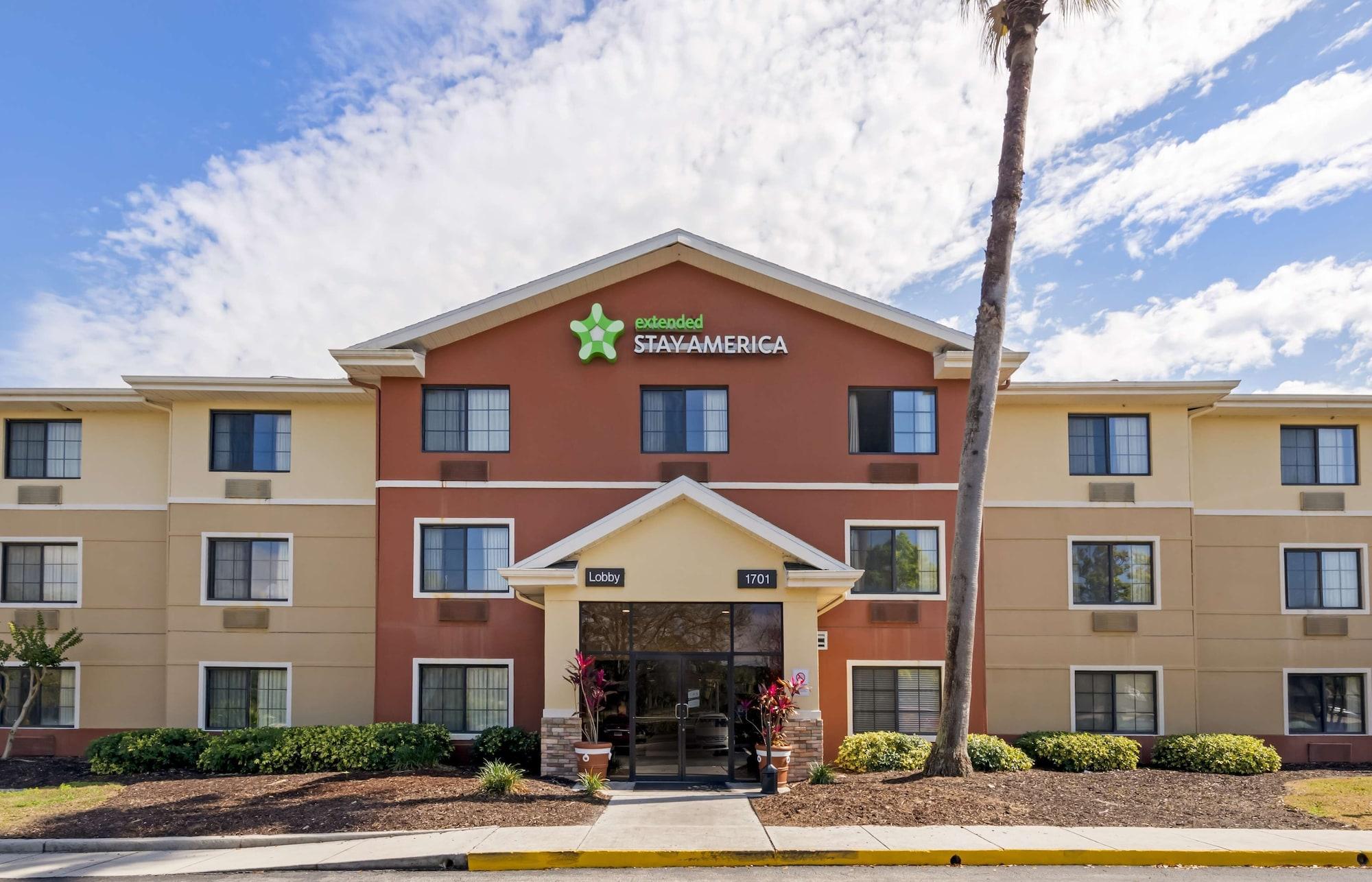 Vista Exterior Extended Stay America Suites Melbourne Airport