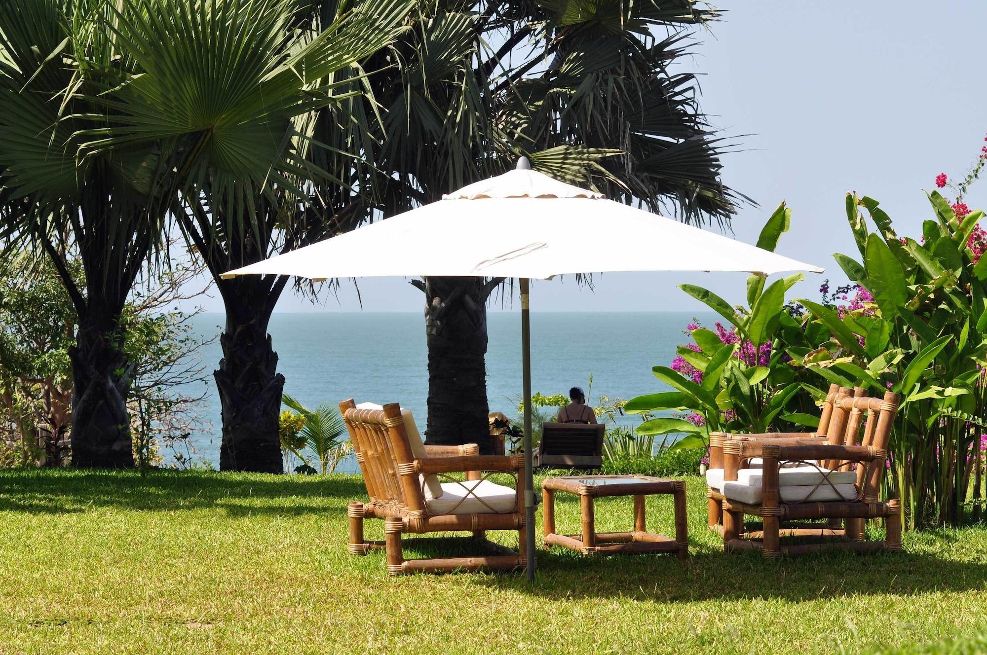 Vista Exterior Leo's Beach Hotel & Restaurant - Adults Only