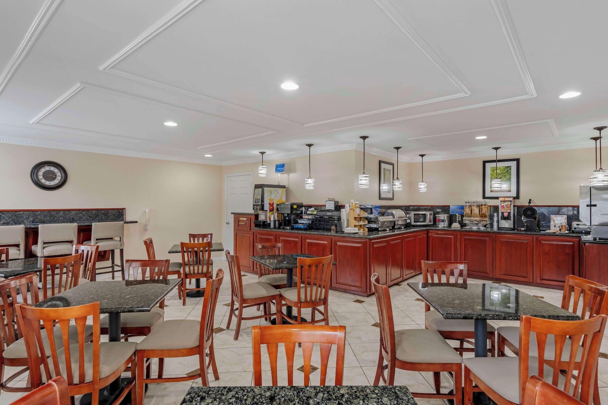 Restaurant Best Western Pineywoods Inn