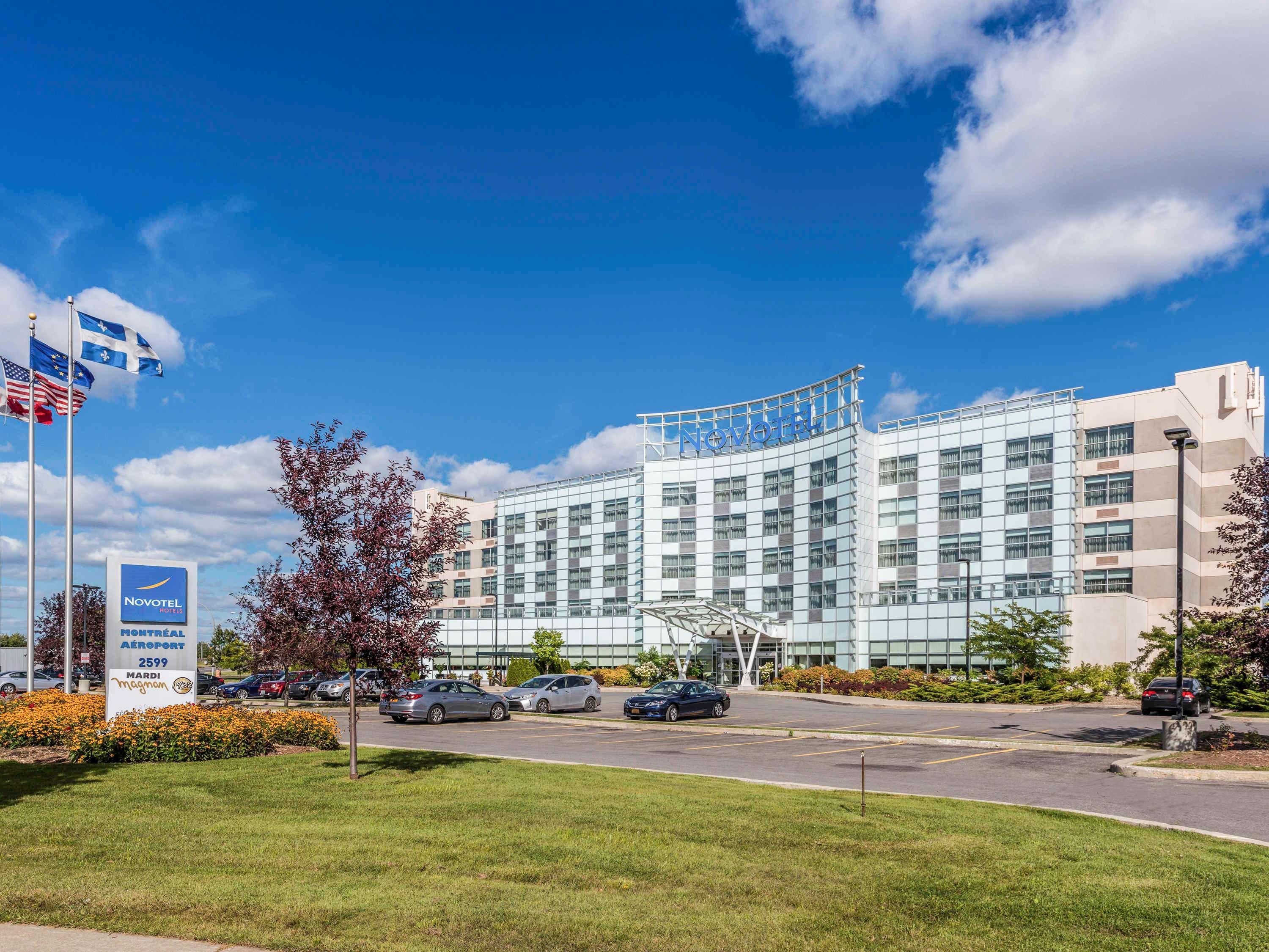 Vista Exterior Novotel Montreal Aeroport