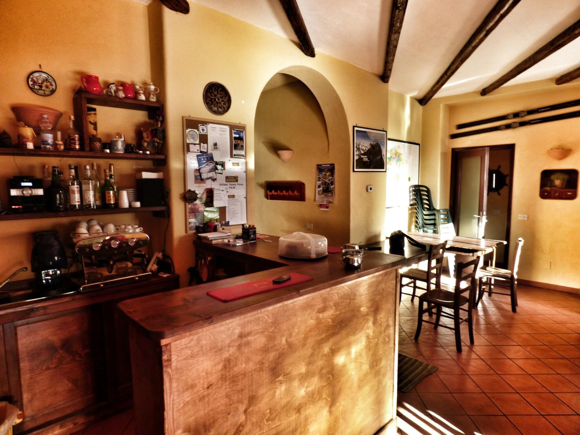 Bar/Salón Rifugio Ariel
