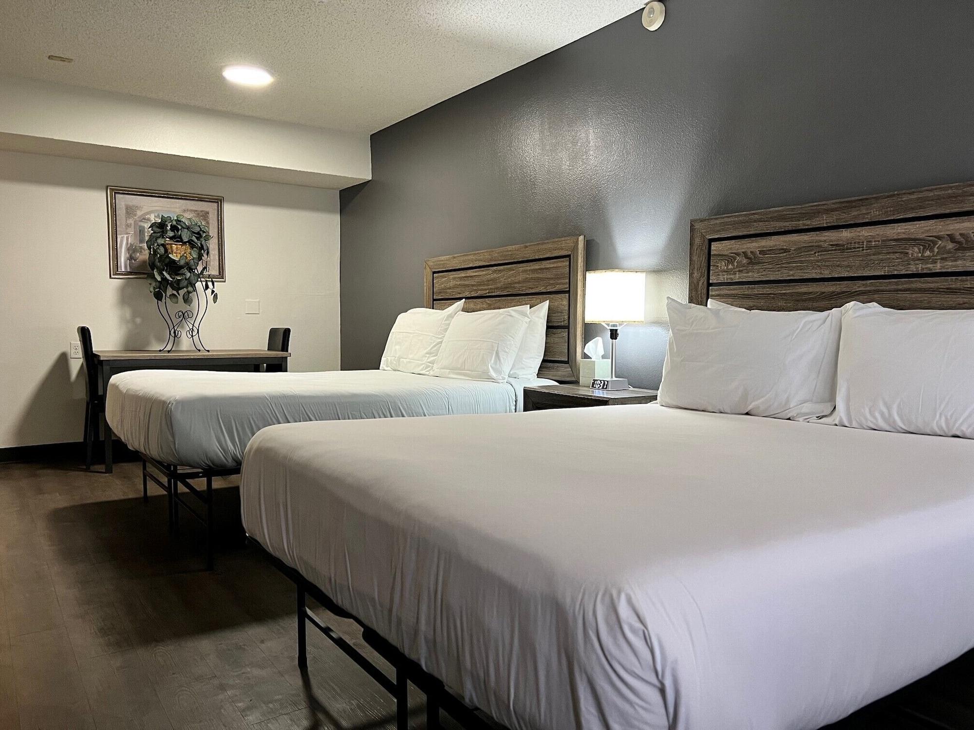 Varios Siegel Slots and Suites