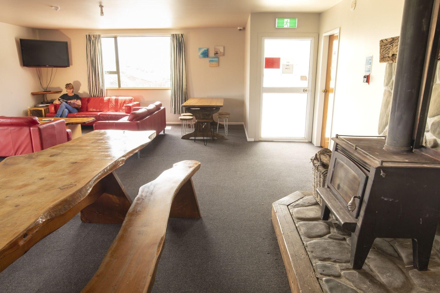 Vista Lobby Dusky Lodge - Hostel