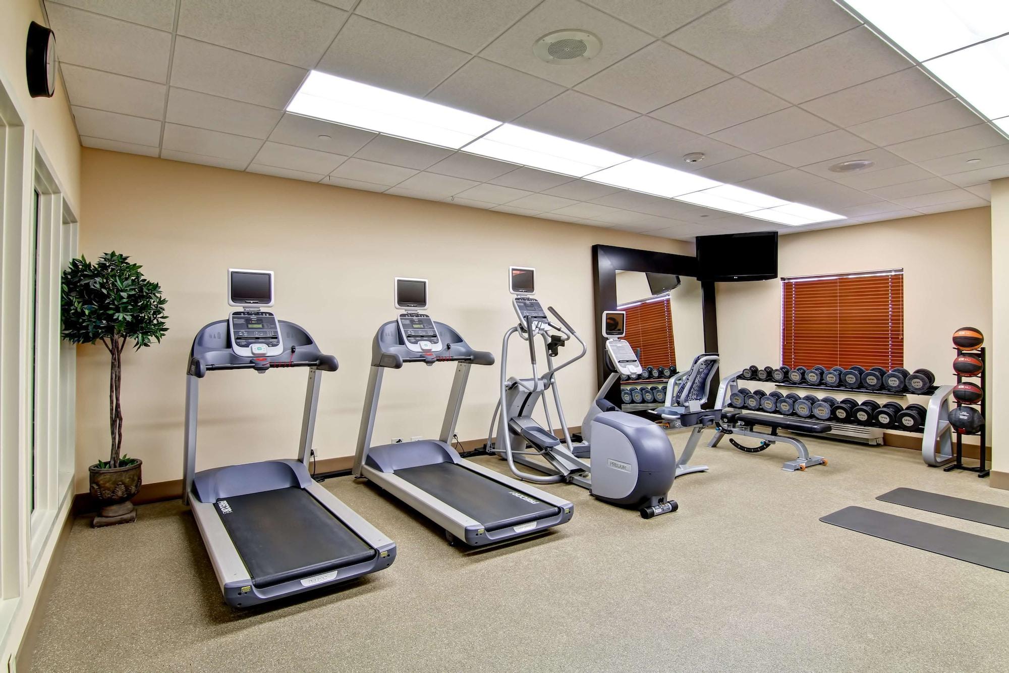 Gimnasio Homewood Suites by Hilton Bentonville-Rogers