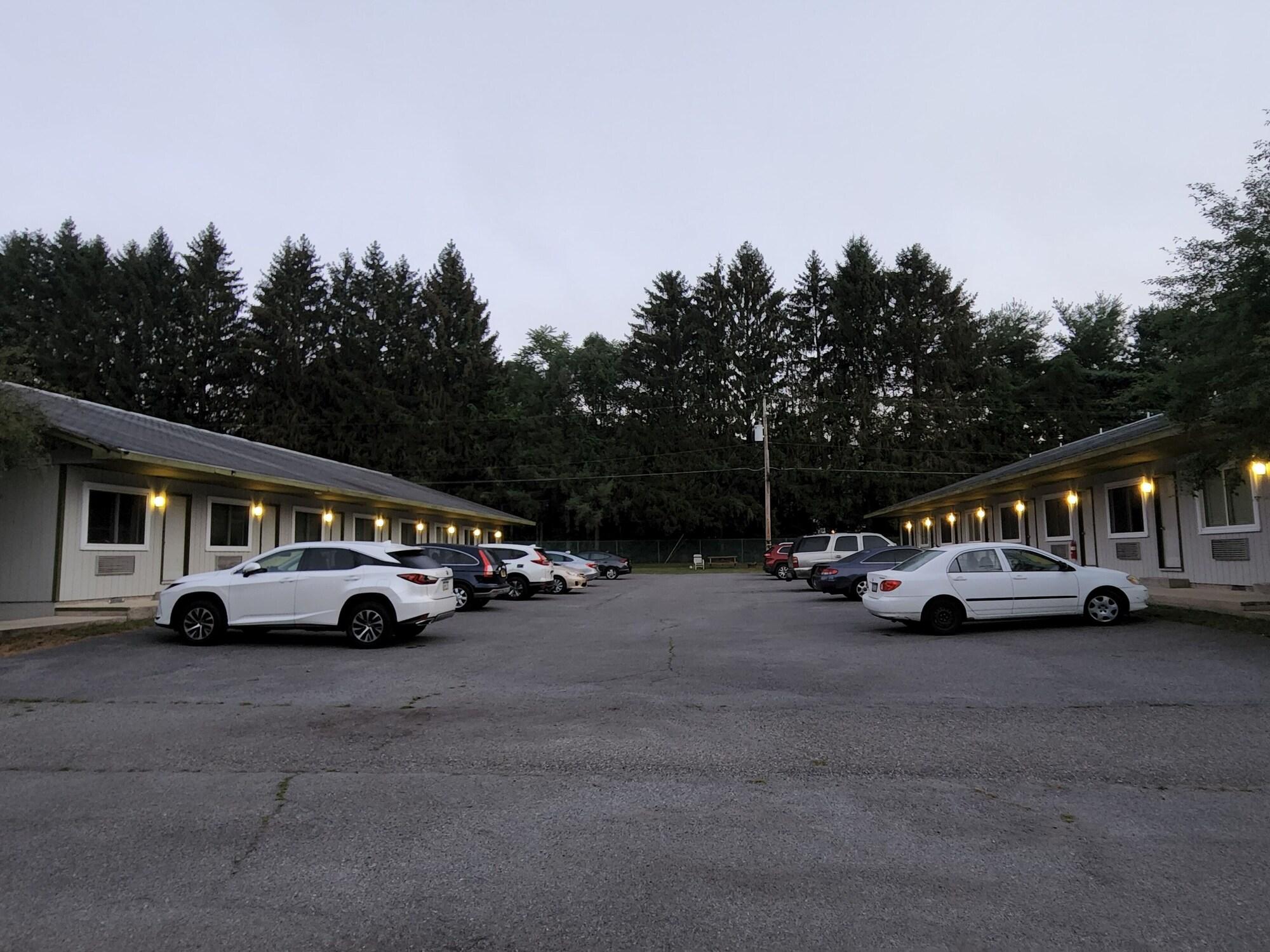 Varios Glenwood Inn & Conference Center