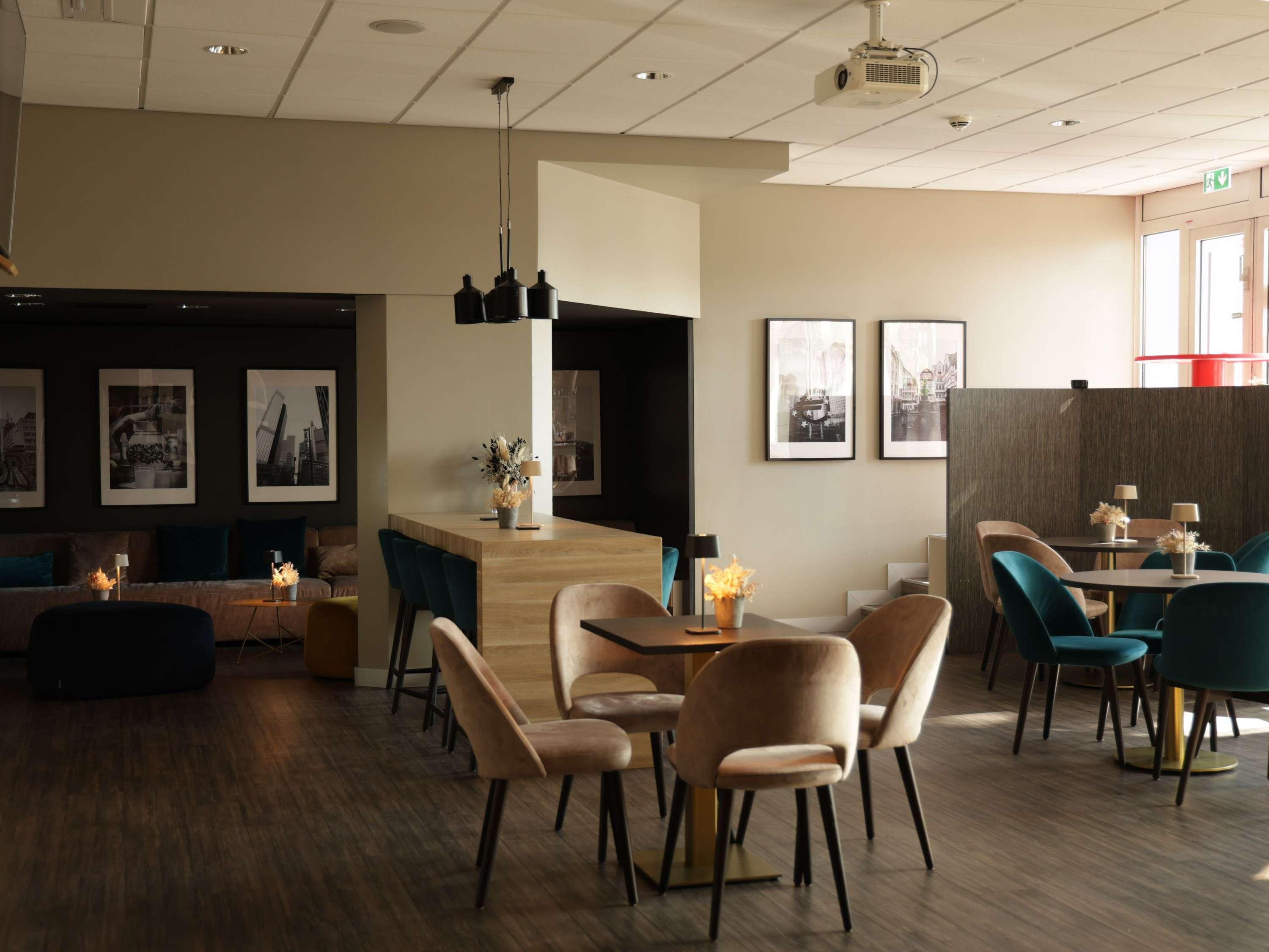 Bar/Salón ibis Frankfurt Centrum