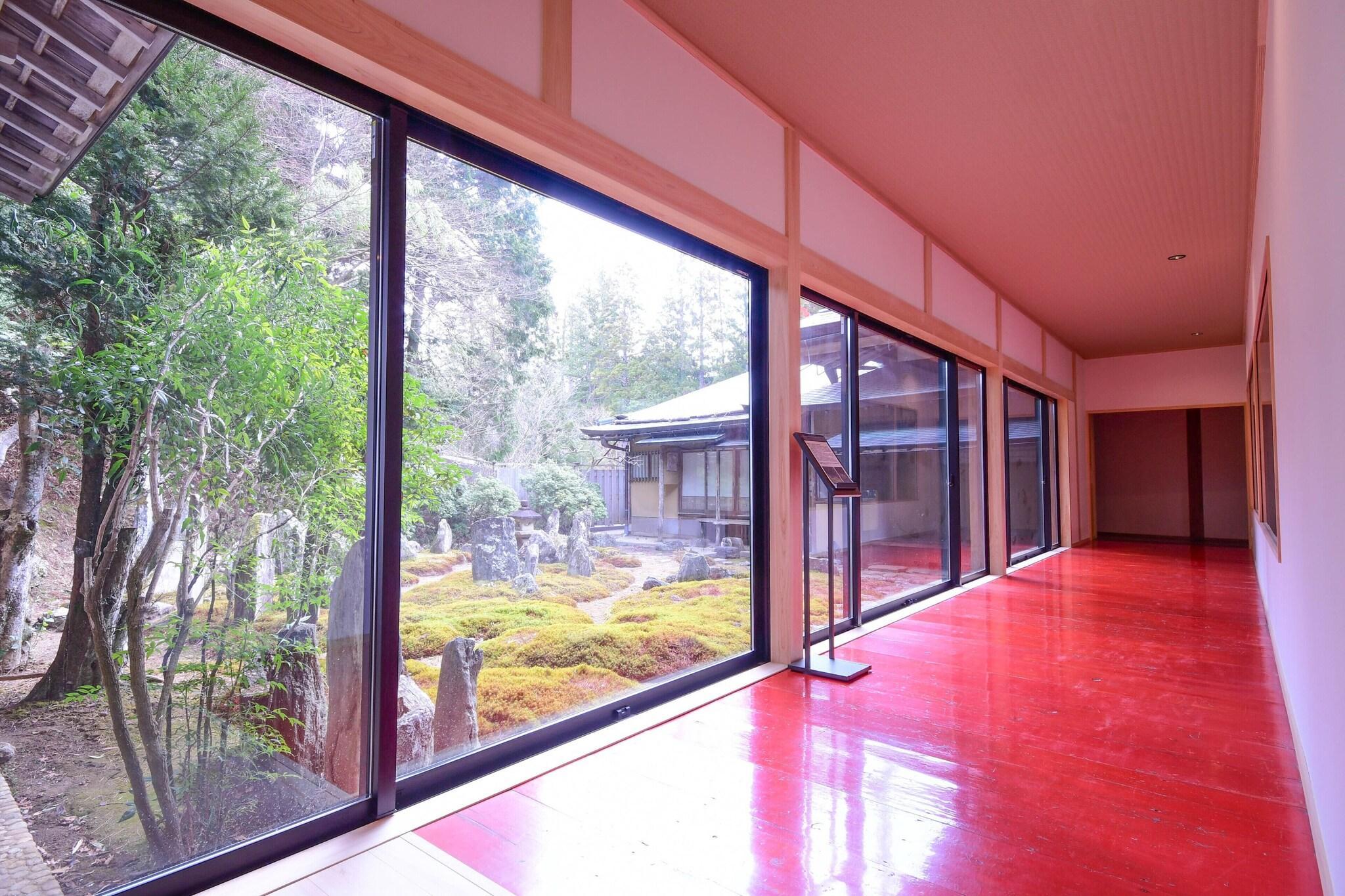 Vista Lobby Koyasan Saizenin