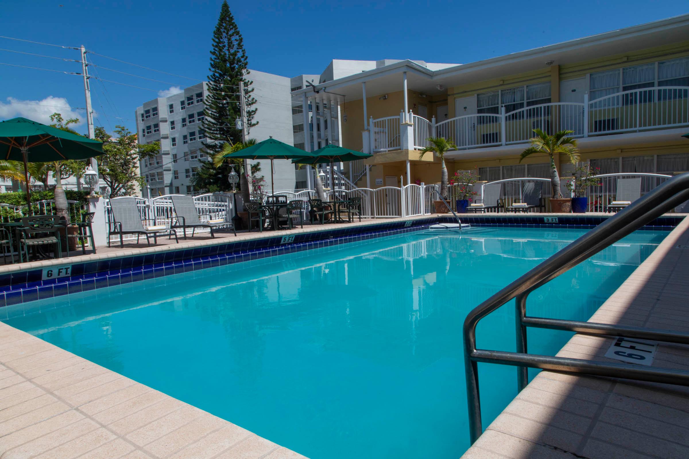 Vista Piscina Beach Place Hotel
