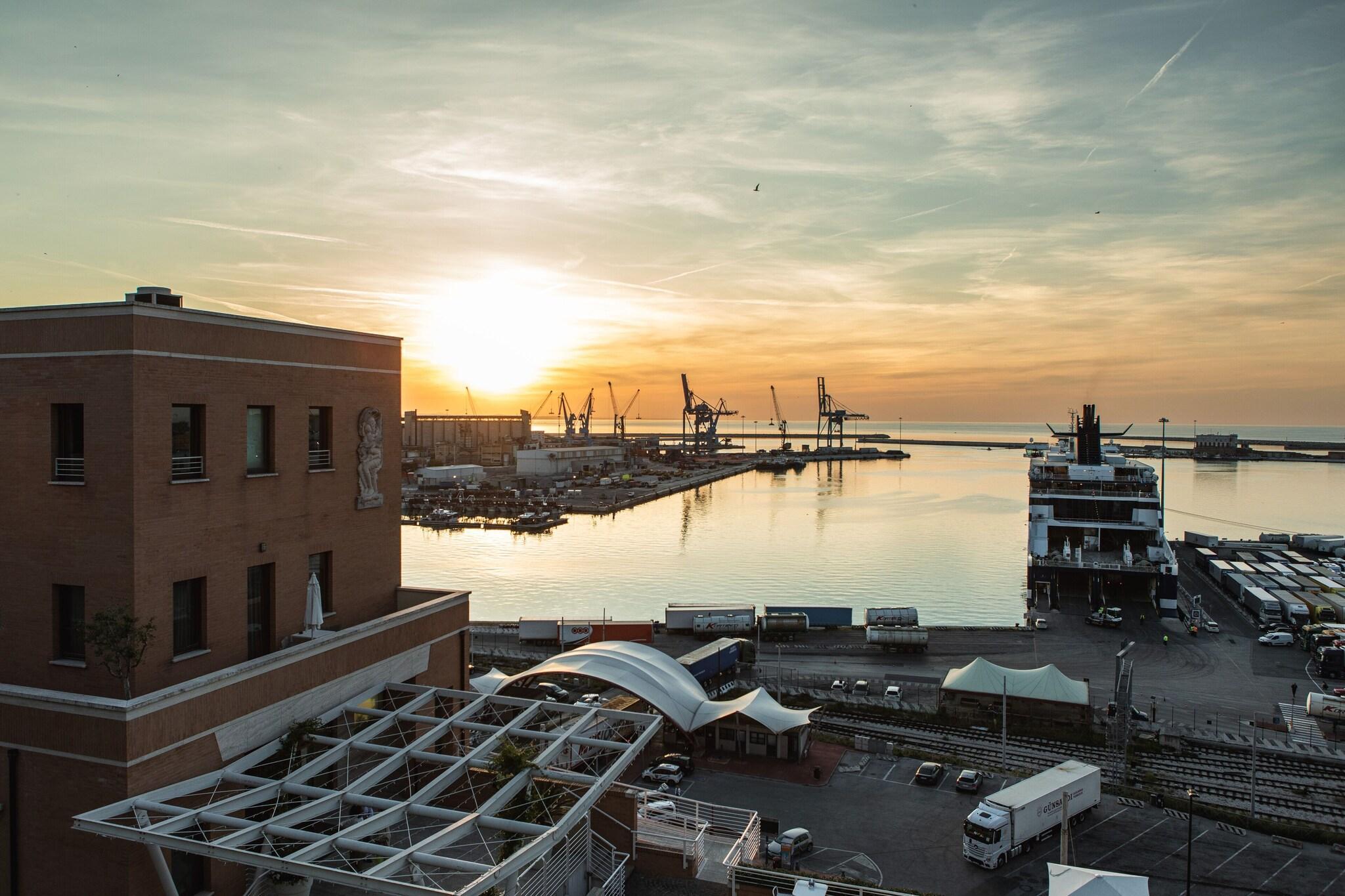Vista Exterior SeePort Hotel