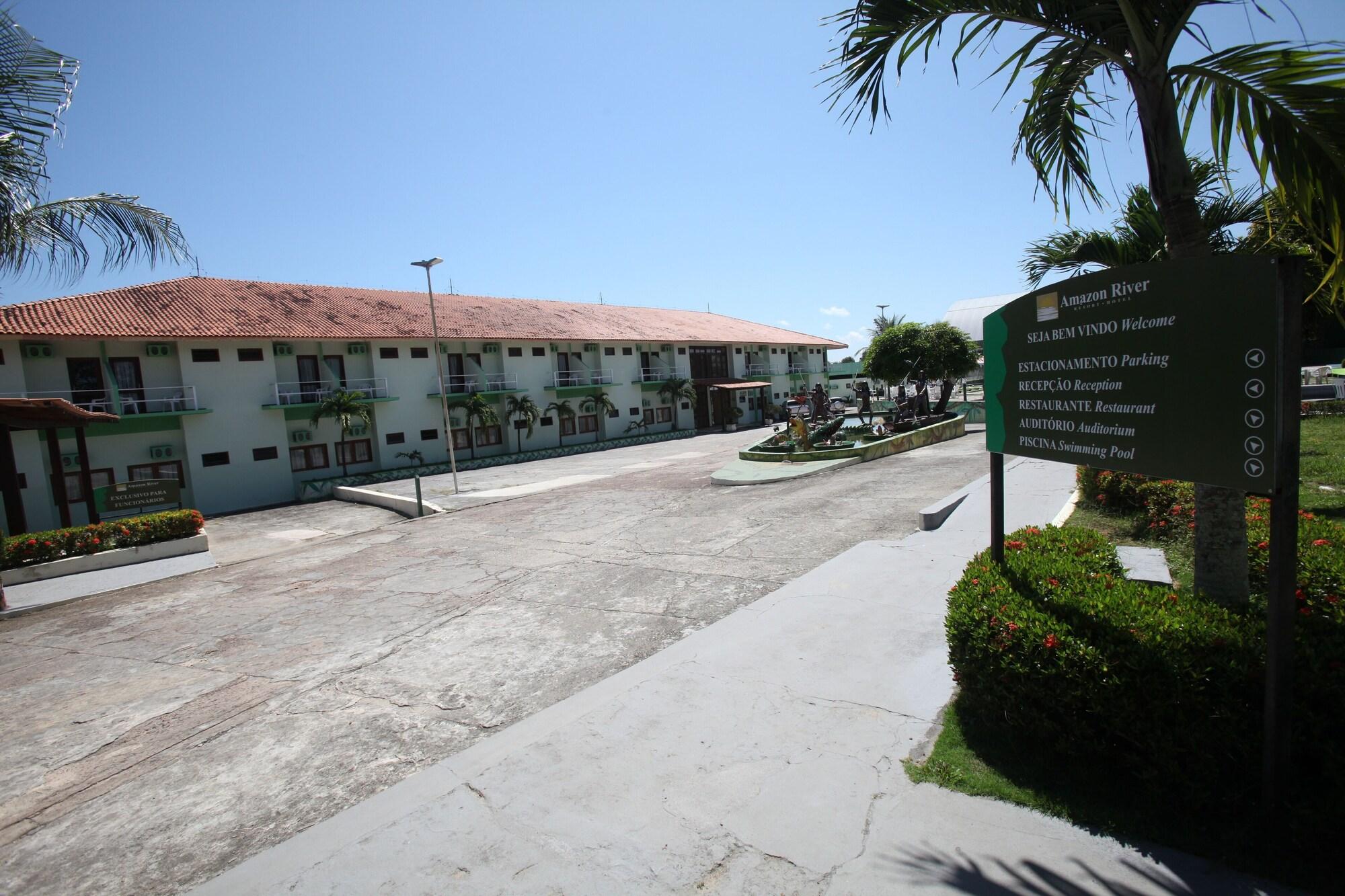 Vista Exterior Amazon River Resort Hotel