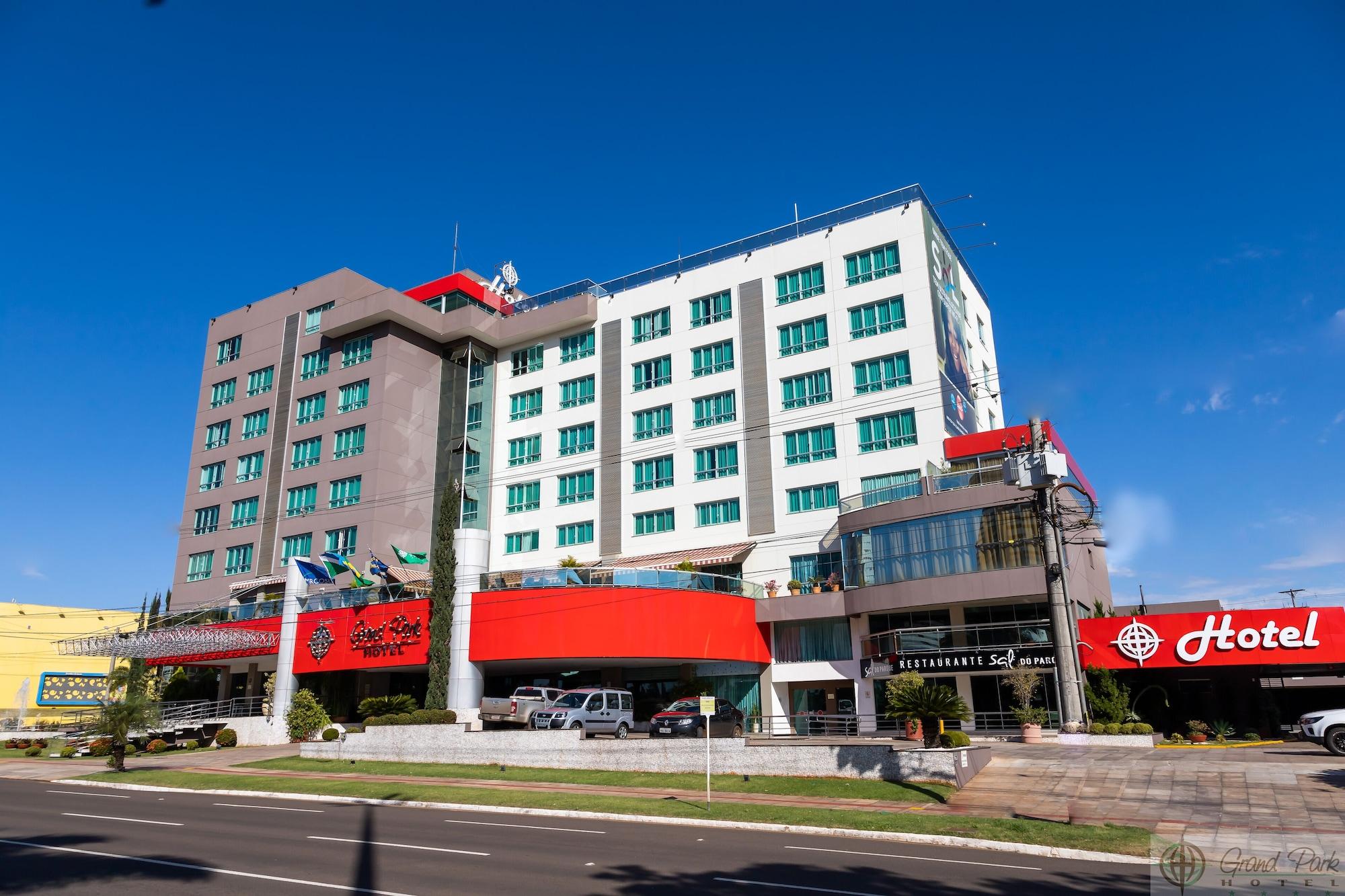 Varios Grand Park Hotel
