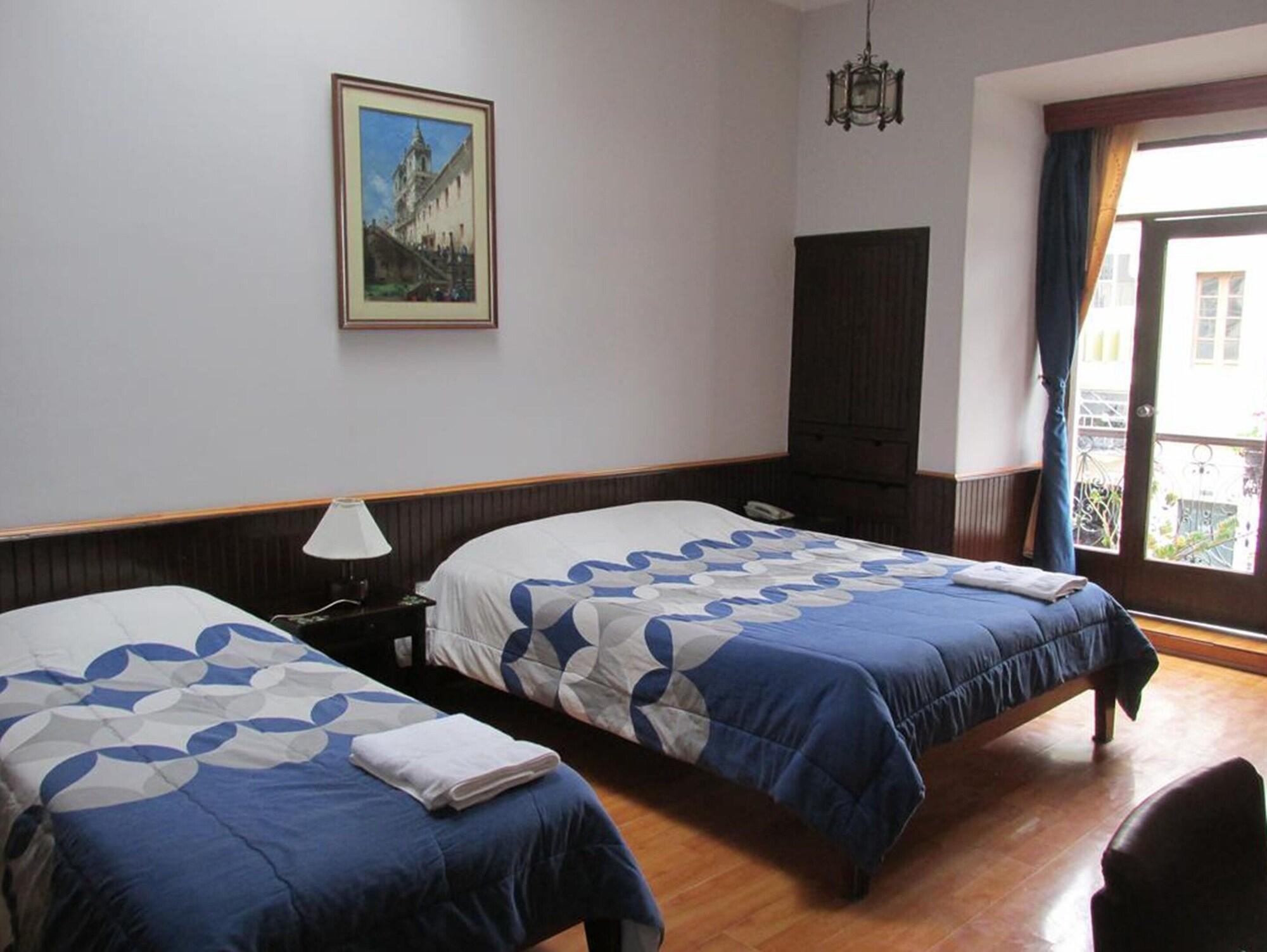 Guest room Hotel Montecarlo Riobamba