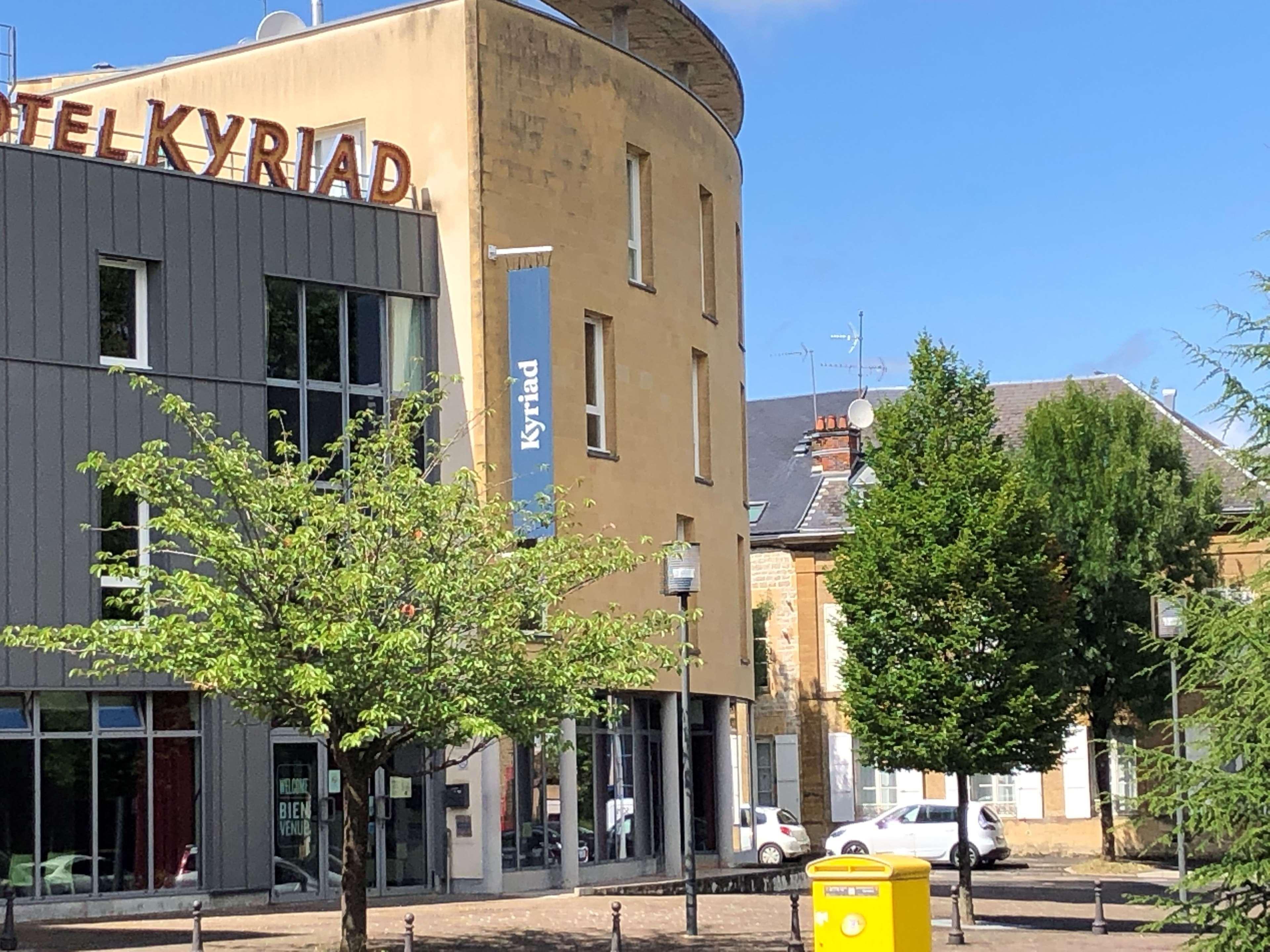 Vista Exterior Kyriad Charleville Mezieres