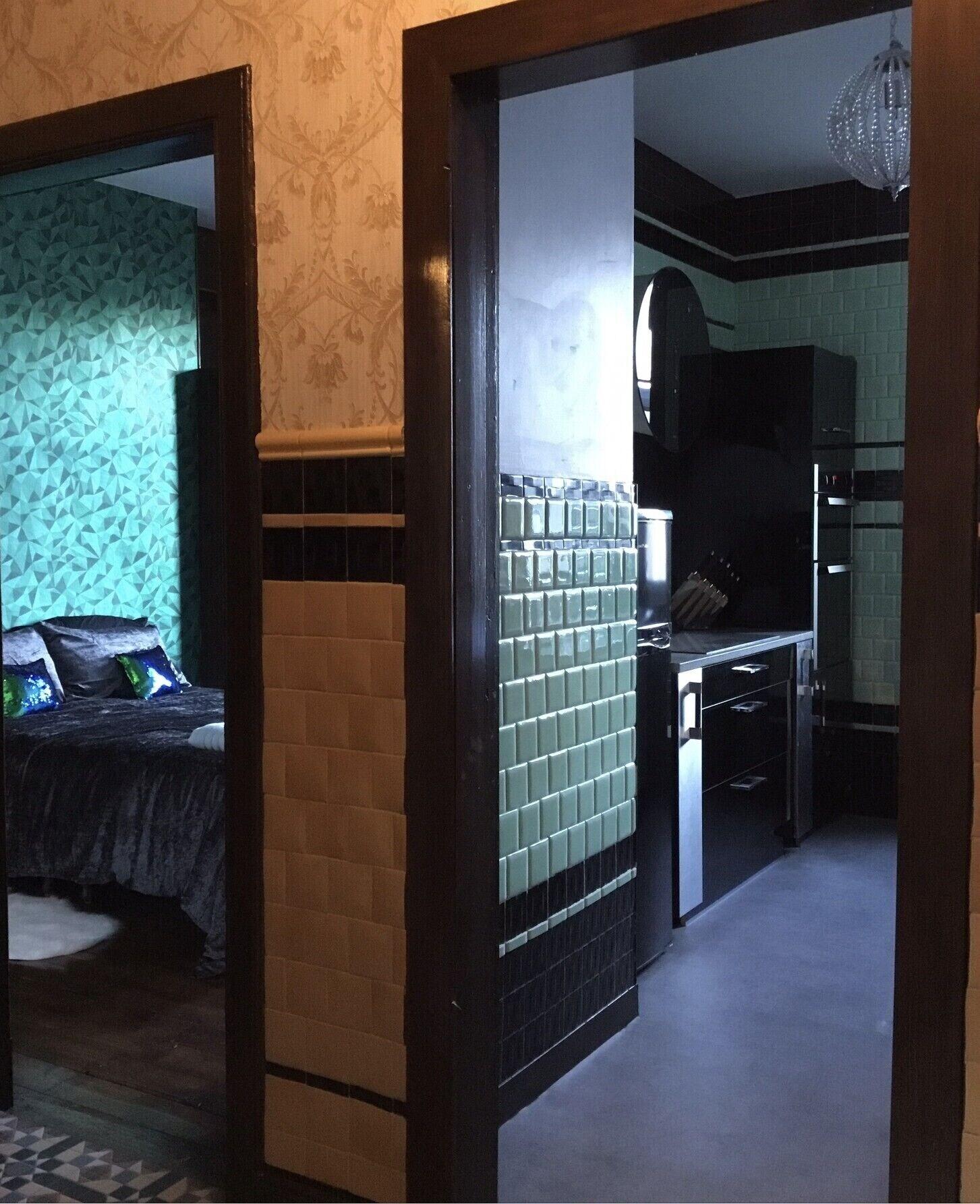 Set de Habitación Two Bedroom Victorian Flat in the Centre of Port Glasgow Close to all Amenities ...........