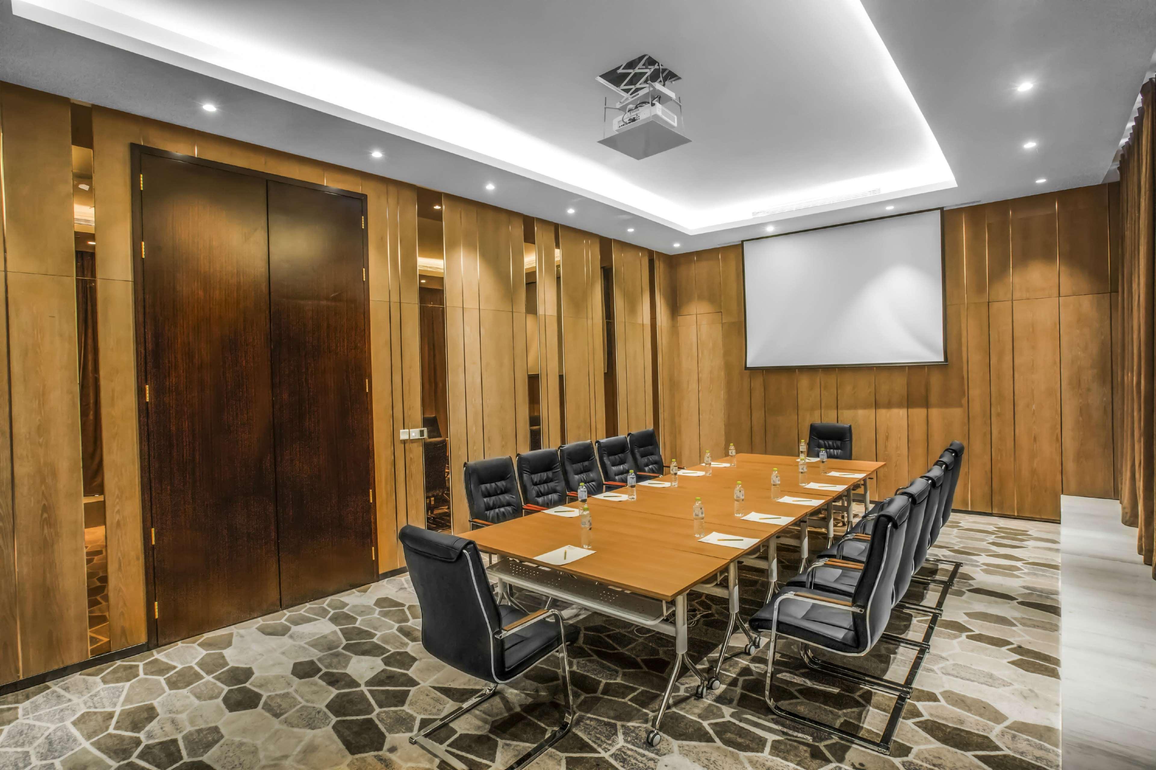 Centro de Negocios Hilton Garden Inn Guiyang Yunyan