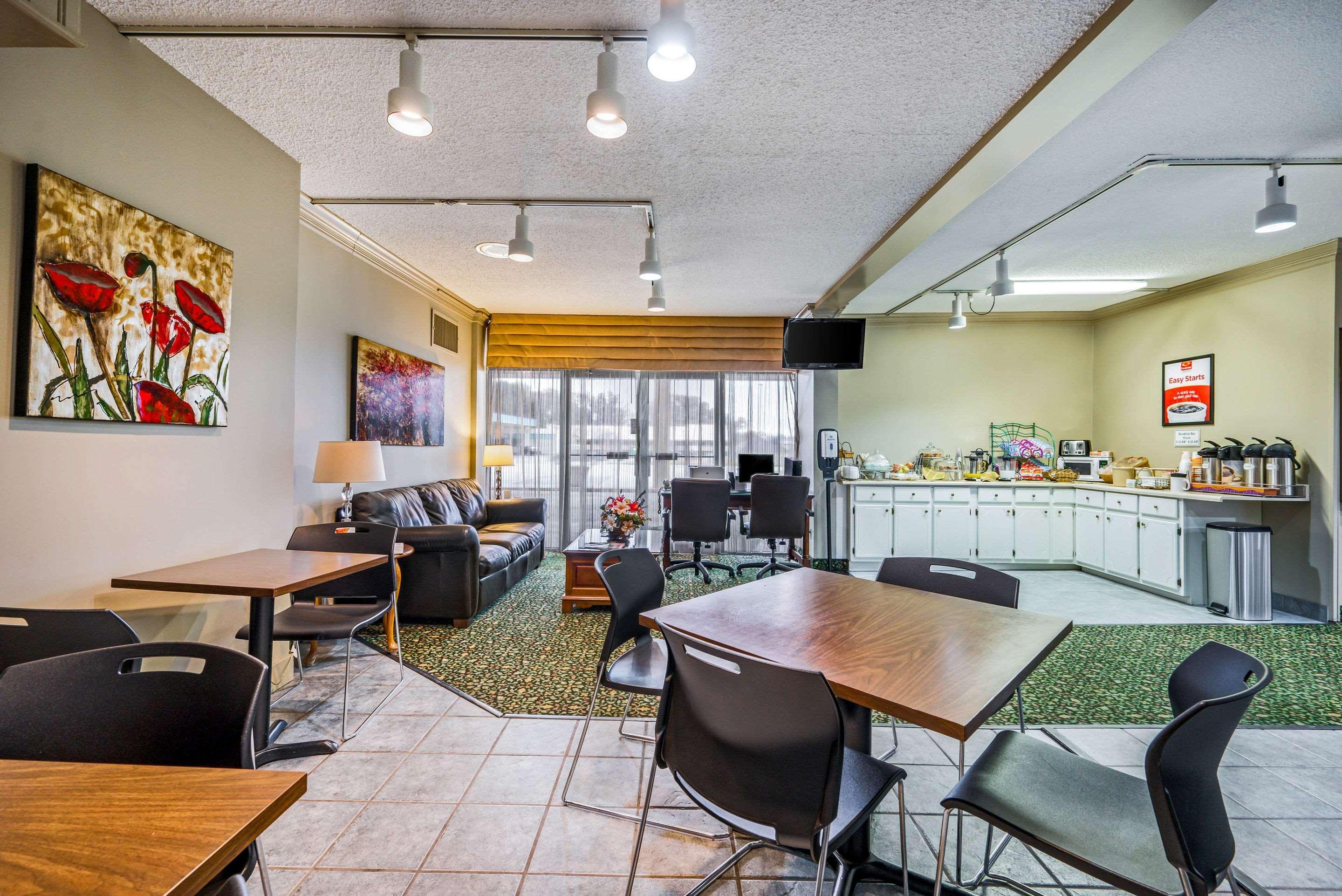 Restaurant Econo Lodge Corinth