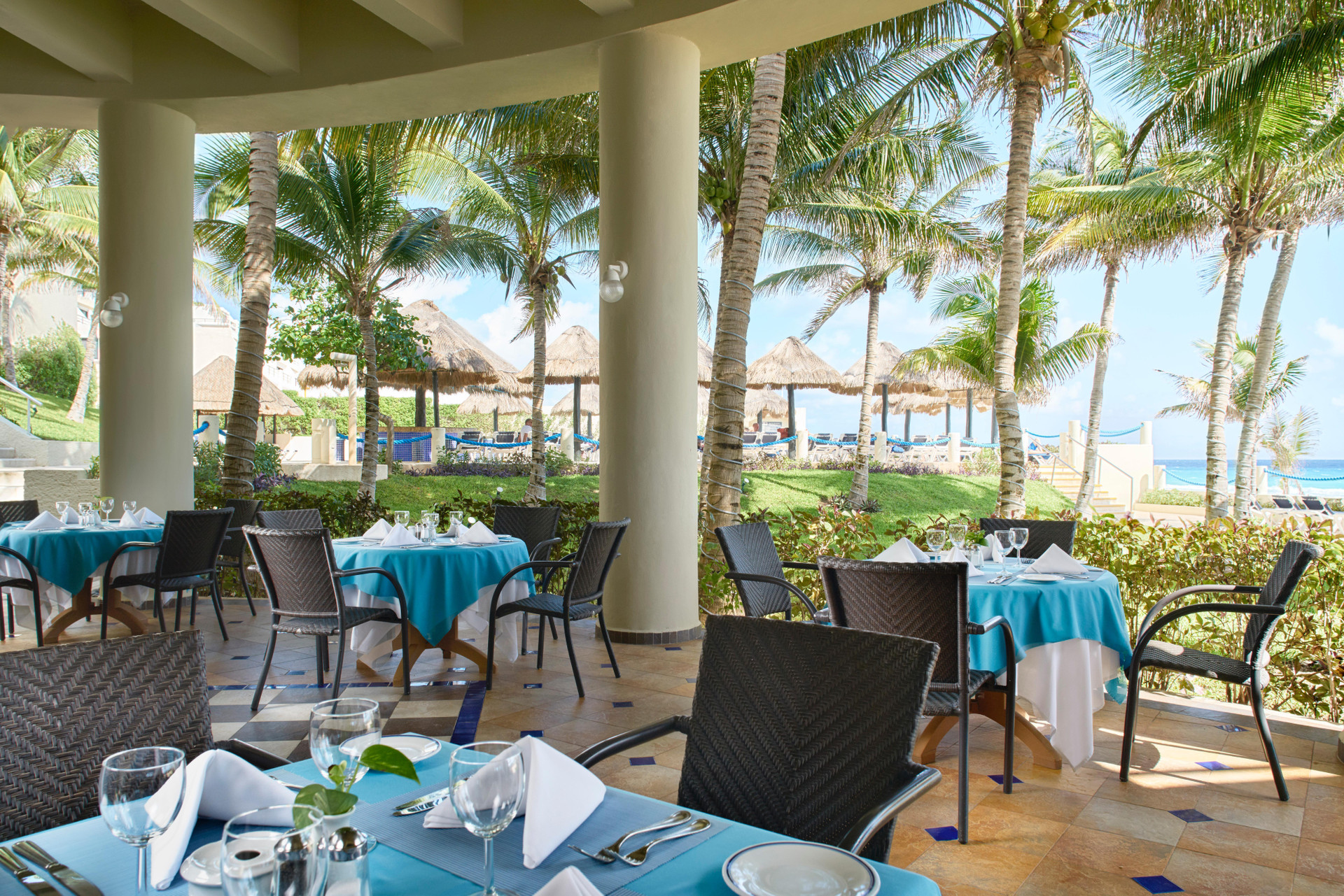Restaurant Occidental Tucancún