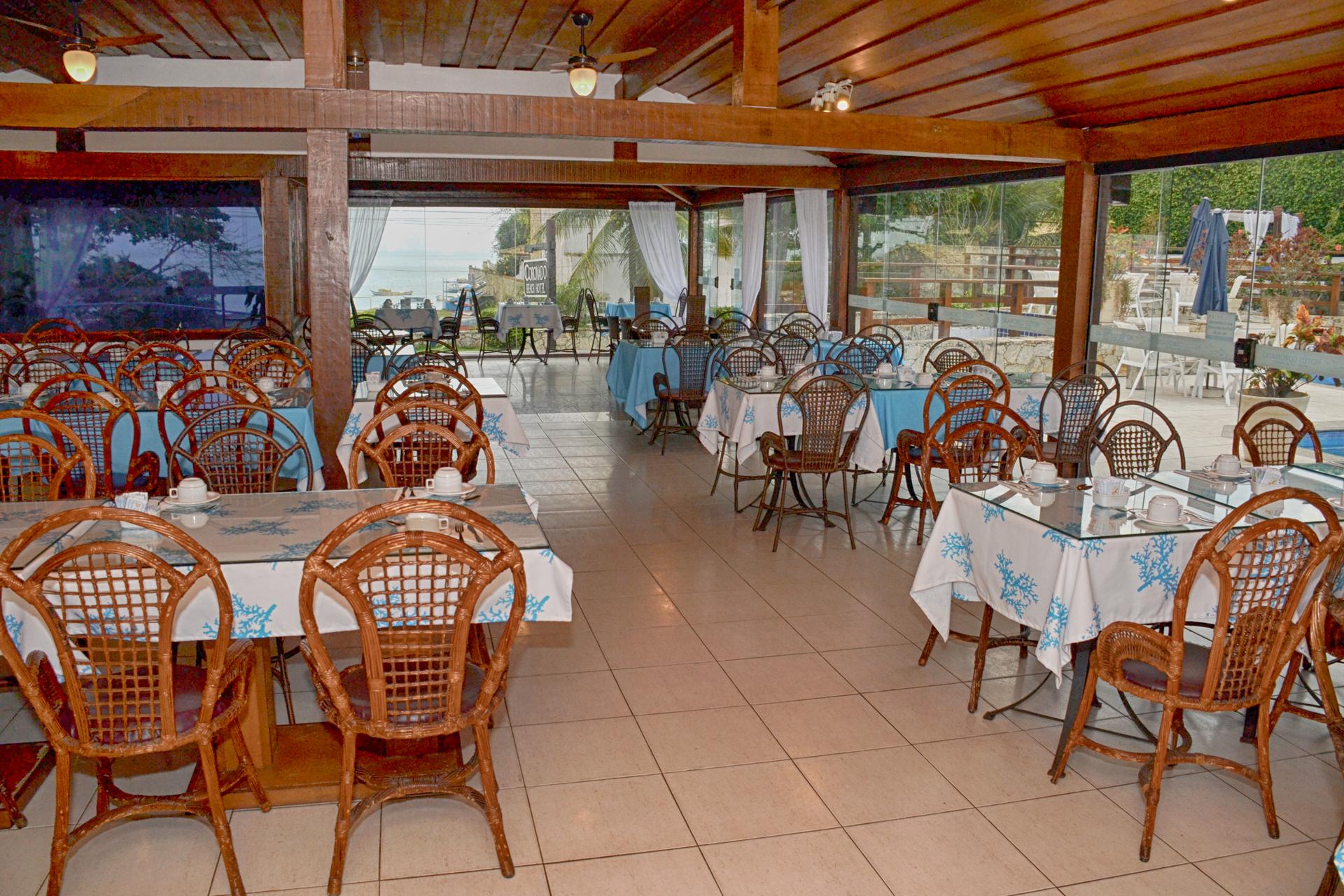 Bar/Salón Coronado Beach Hotel