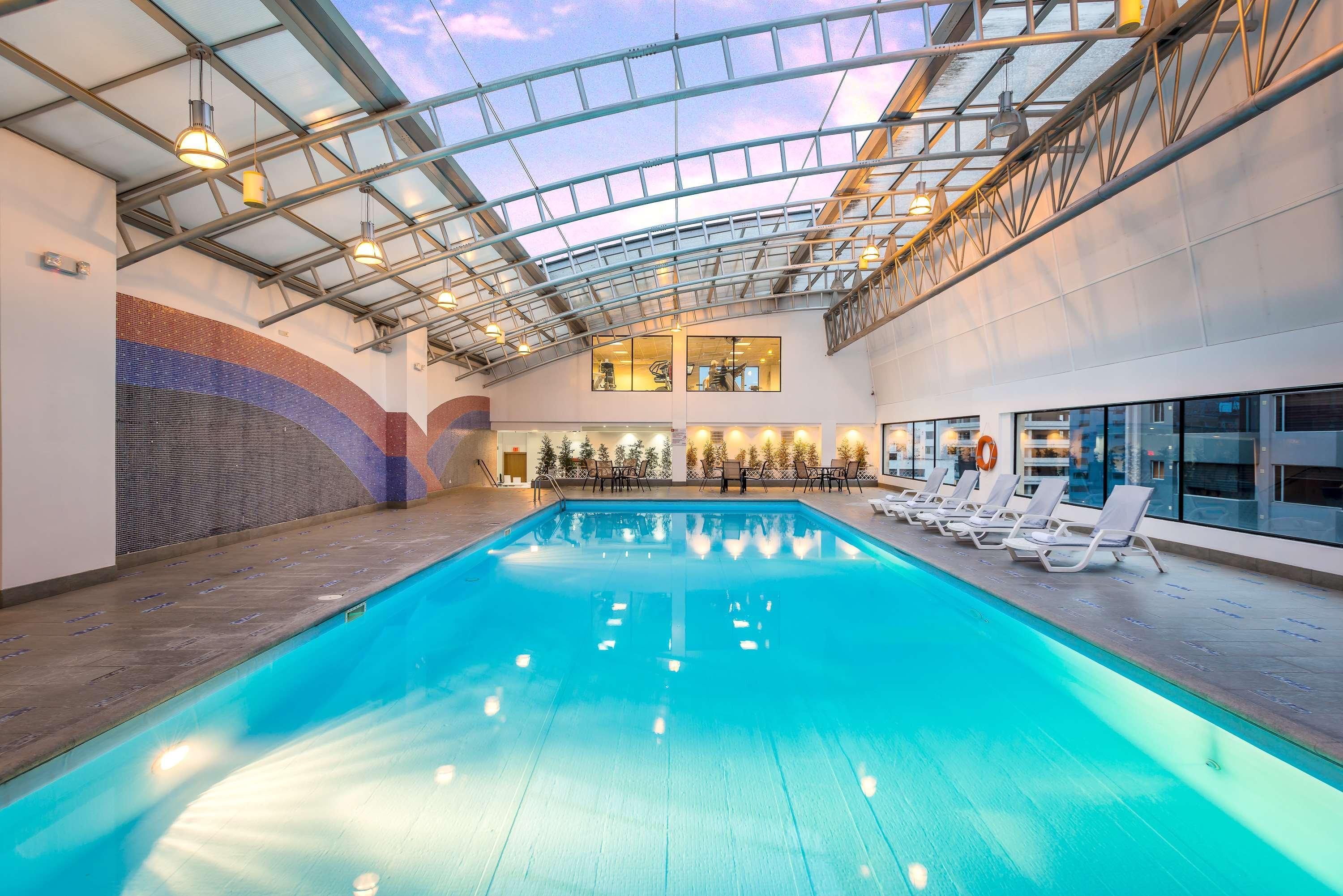 Vista Piscina Hotel Dann Carlton Quito