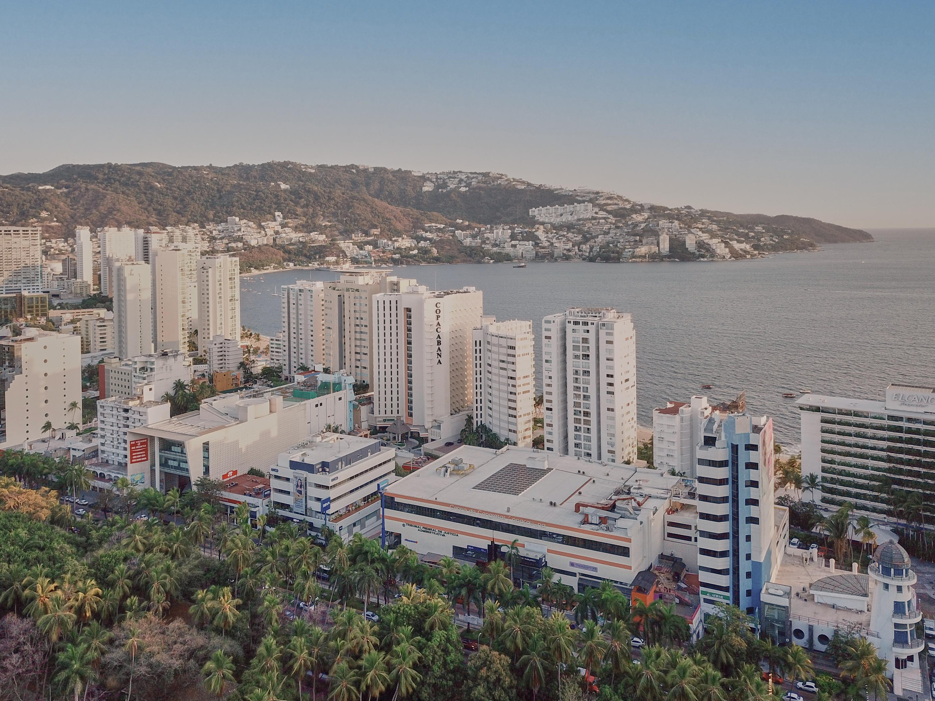 Vista Exterior Copacabana Beach Hotel Acapulco