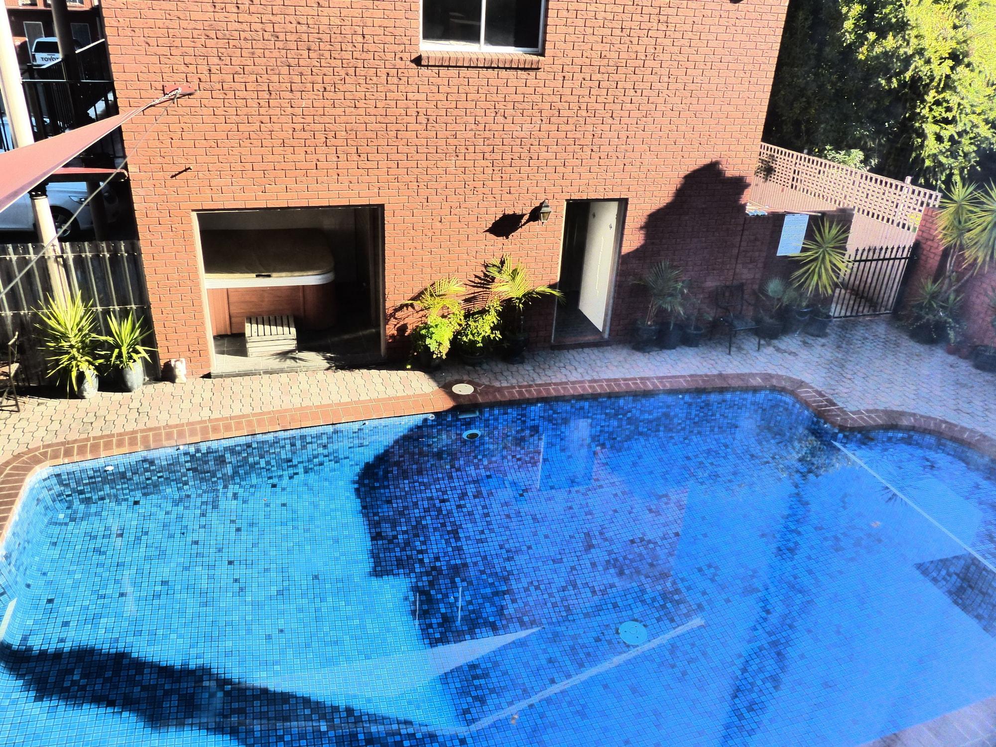 Spa Meramie Motor Inn