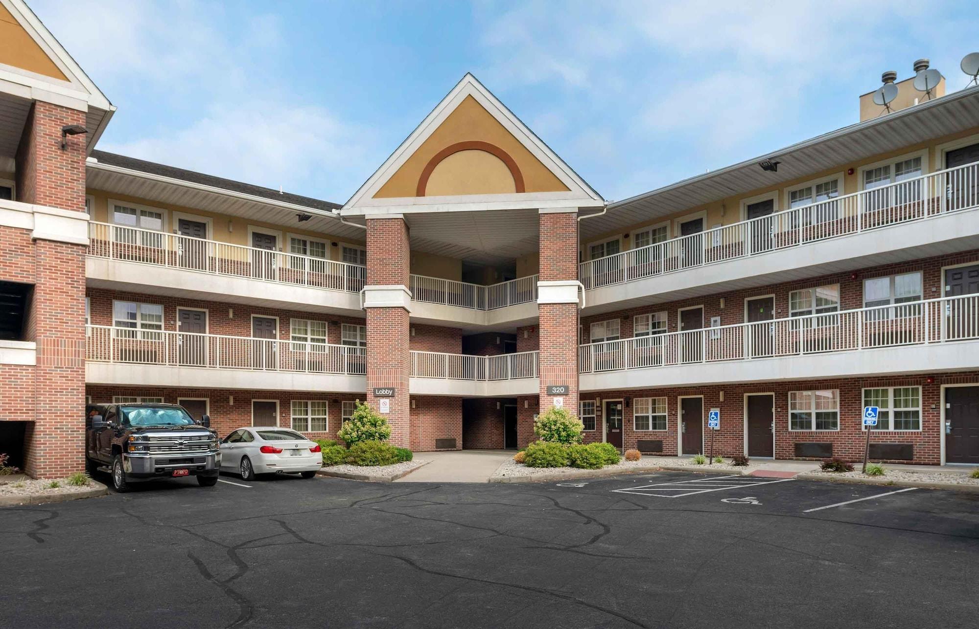 Vista Exterior Extended Stay America Suites Cincinnati Springdale I275