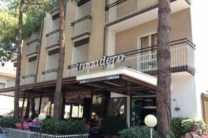 Alojamiento - Trocadero