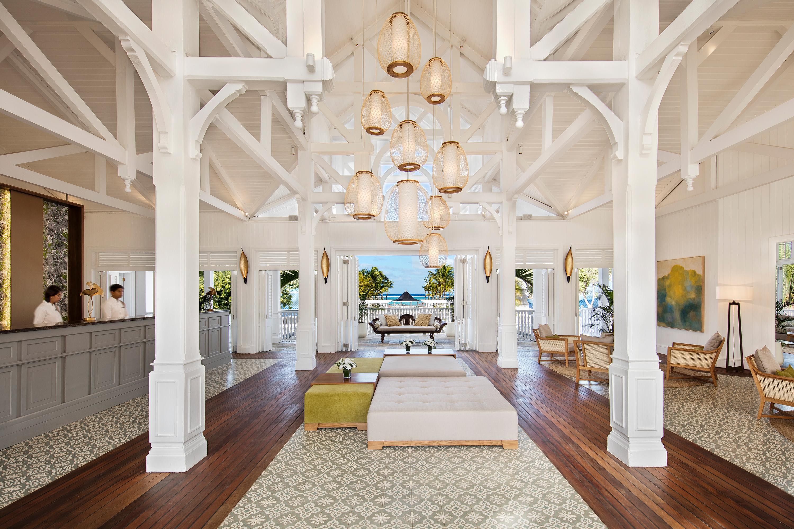 Vista Lobby Heritage Le Telfair Golf & Wellness Resort