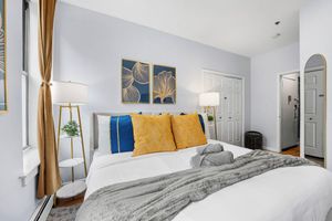 Alquiler Vacacional - 3Br 3Ba • NY Charm Modern Luxe • Sleeps to 12 • Min to NYC • Free Parking Permit
