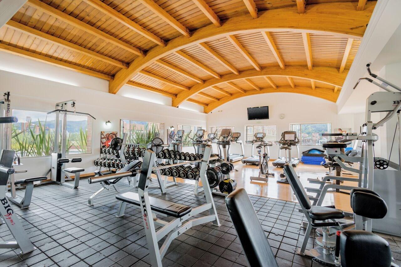 Gimnasio Apartamentos Dann