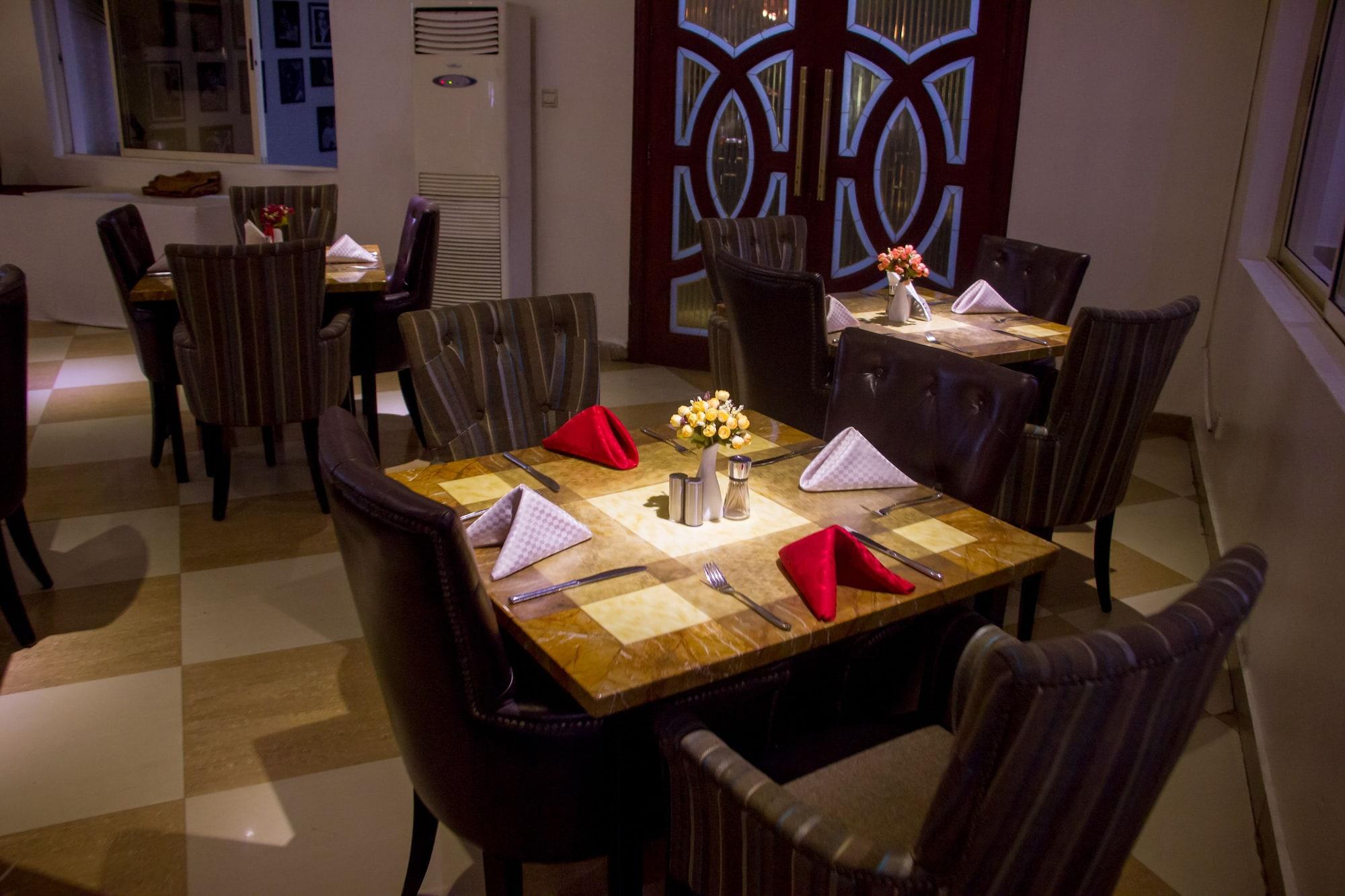 Restaurant De Rembrandt Hotels & Suites